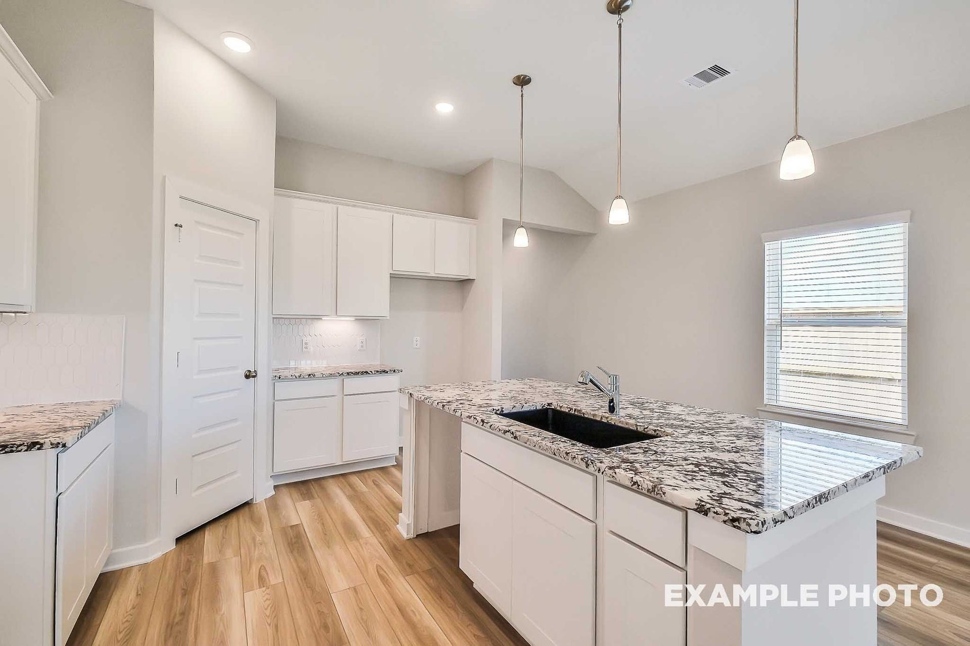 111 Sabinal Lane, Dayton, TX 77535 111 Sabinal Lane, Dayton, TX 77535