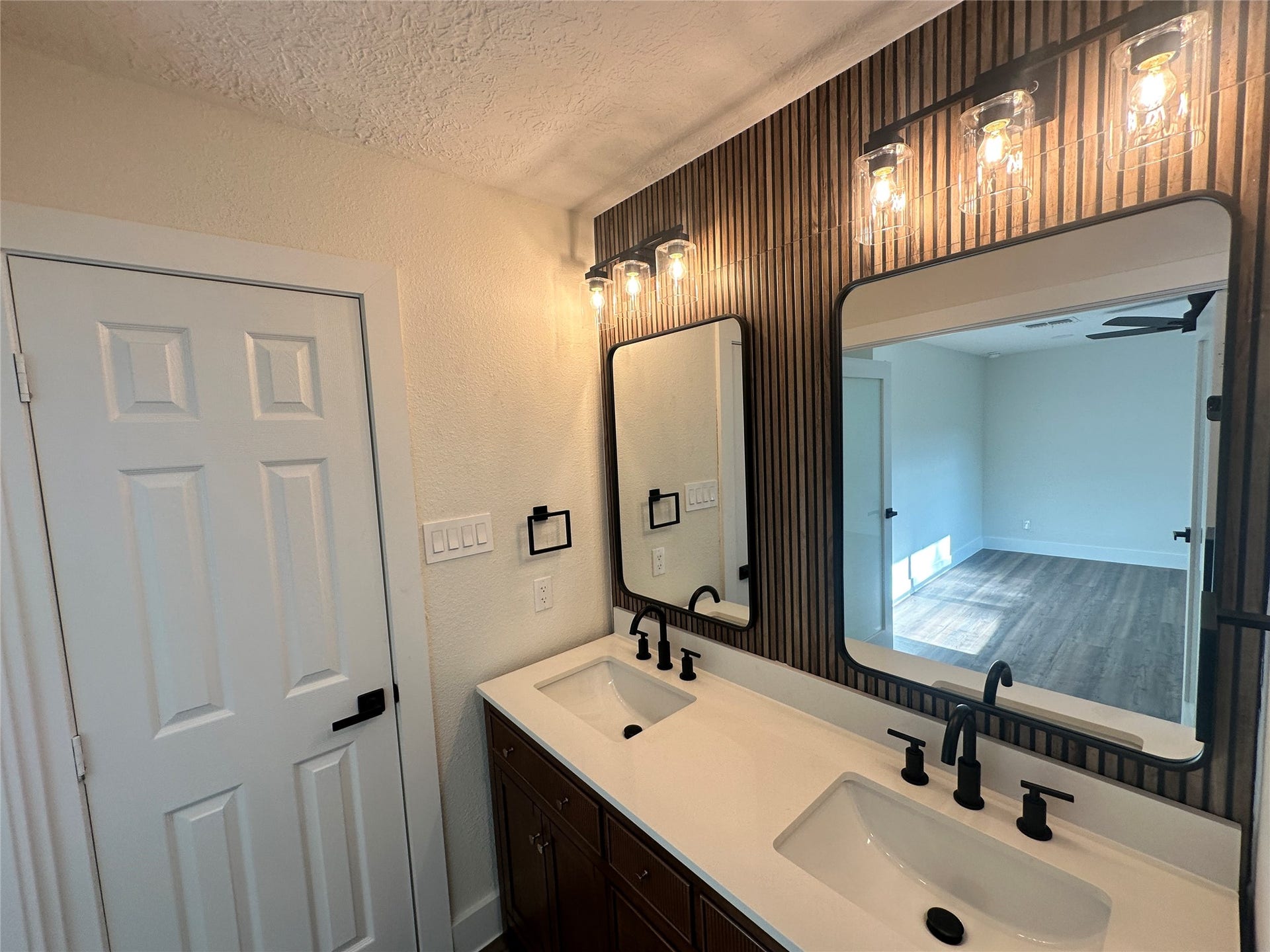 5302 Arbor Vitae Drive, Houston, TX 77092 5302 Arbor Vitae Drive, Houston, TX 77092
