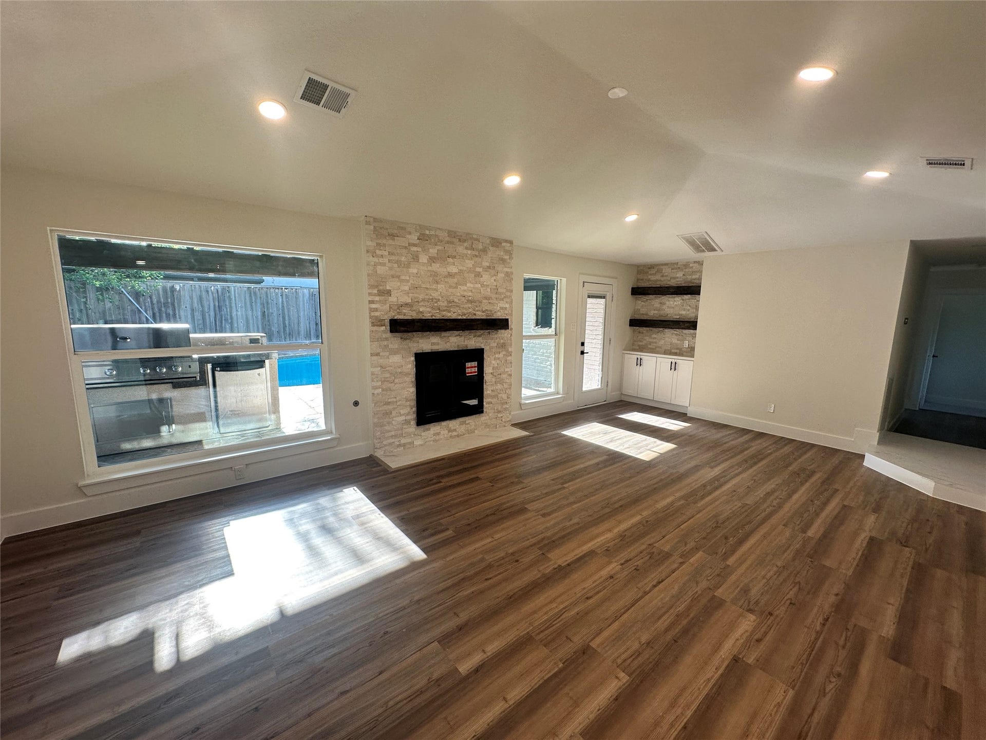 5302 Arbor Vitae Drive, Houston, TX 77092 5302 Arbor Vitae Drive, Houston, TX 77092