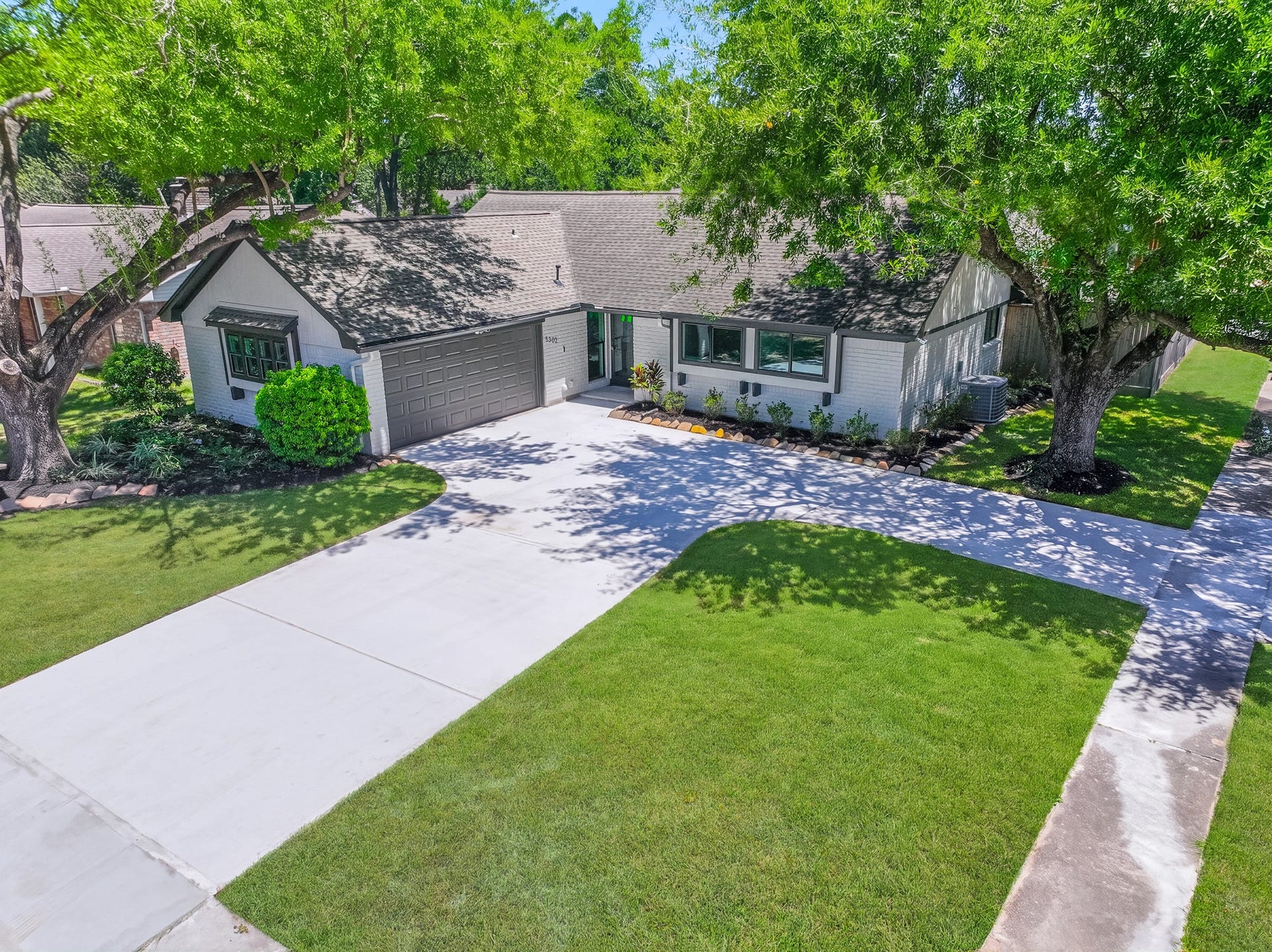 5302 Arbor Vitae Drive, Houston, TX 77092 5302 Arbor Vitae Drive, Houston, TX 77092