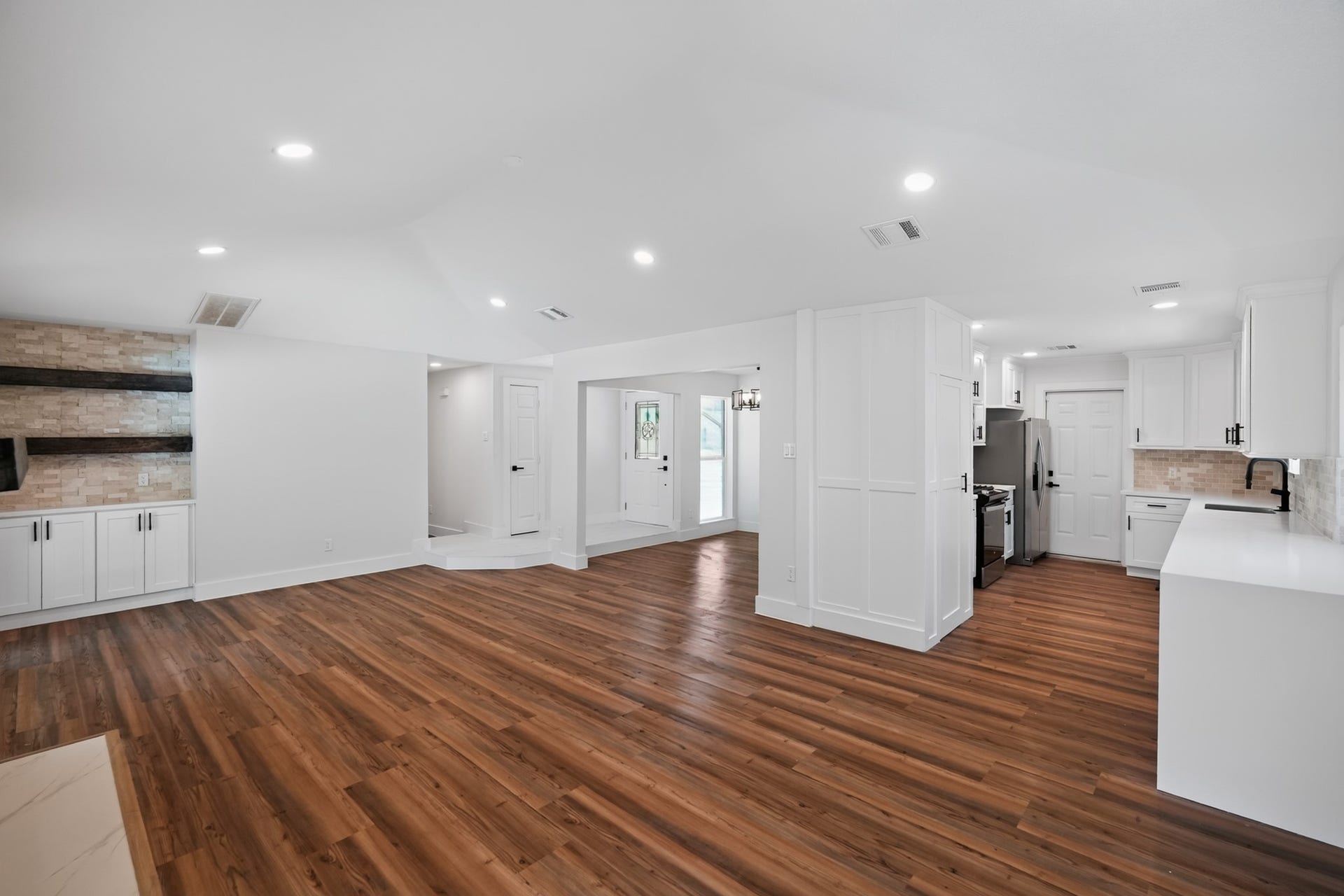 5302 Arbor Vitae Drive, Houston, TX 77092 5302 Arbor Vitae Drive, Houston, TX 77092