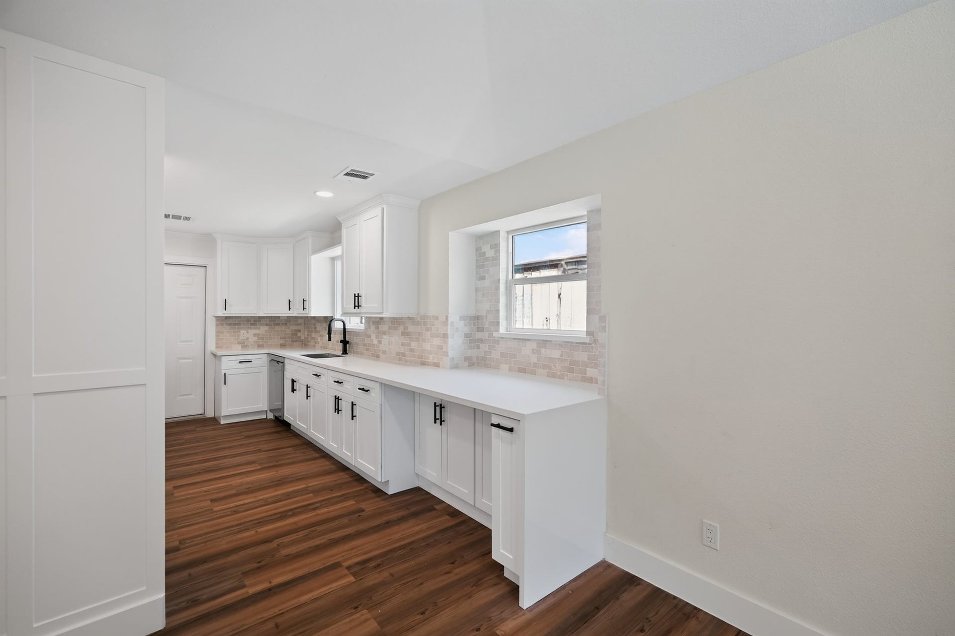 5302 Arbor Vitae Drive, Houston, TX 77092 5302 Arbor Vitae Drive, Houston, TX 77092