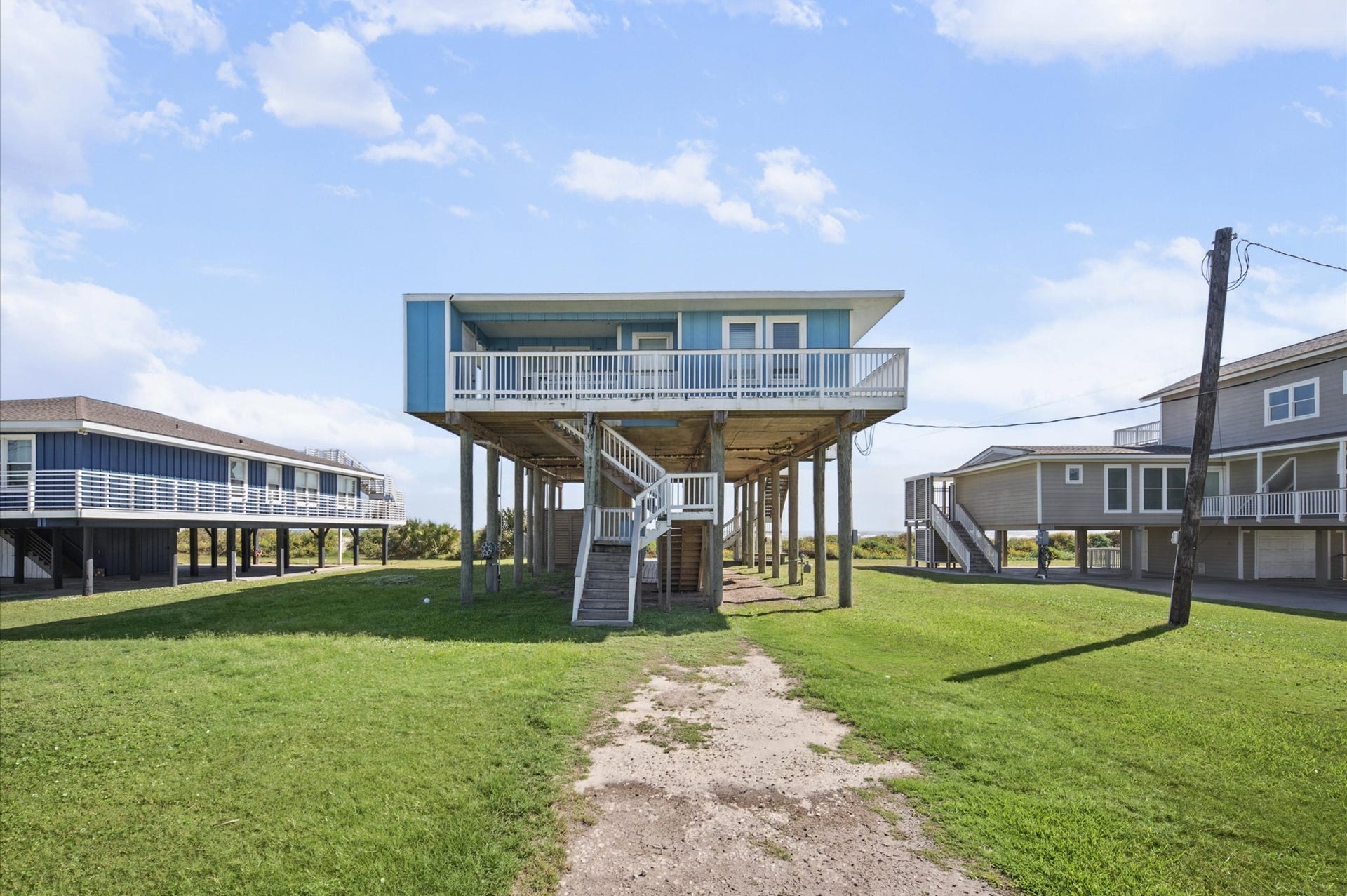 16627 Jamaica Beach Road, Galveston, TX 77554 16627 Jamaica Beach Road, Galveston, TX 77554