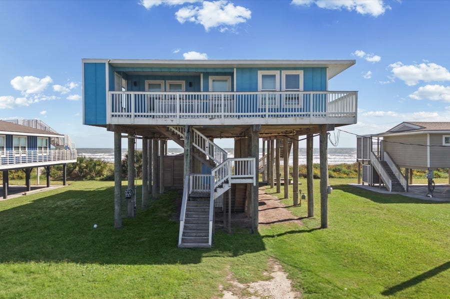 Property photo for 16627 Jamaica Beach Road, Galveston, TX
