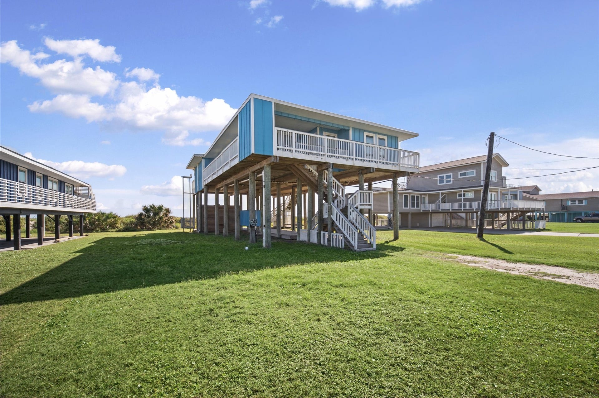 16627 Jamaica Beach Road, Galveston, TX 77554 16627 Jamaica Beach Road, Galveston, TX 77554