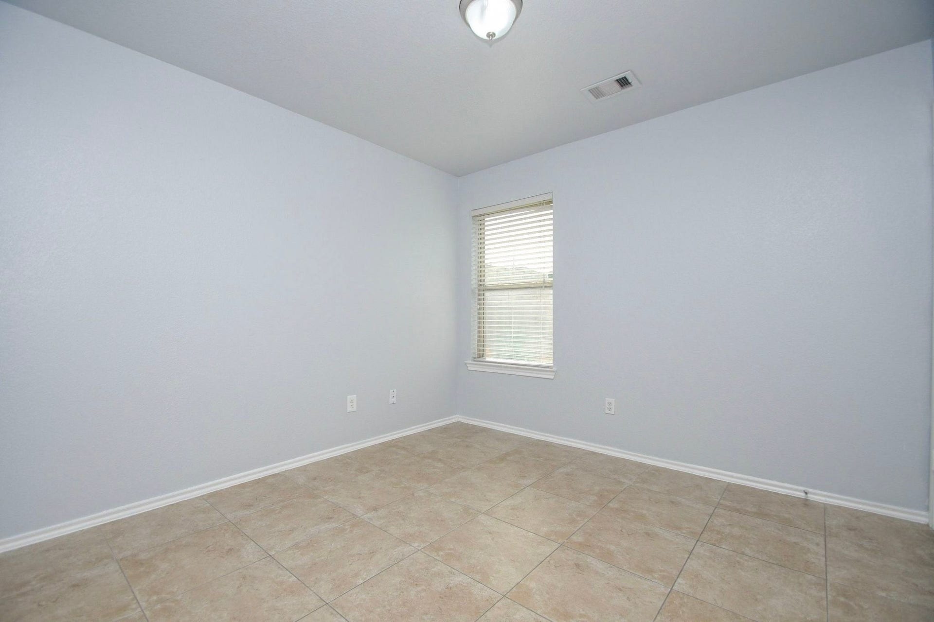 1747 York Creek Drive, Houston, TX 77014 1747 York Creek Drive, Houston, TX 77014