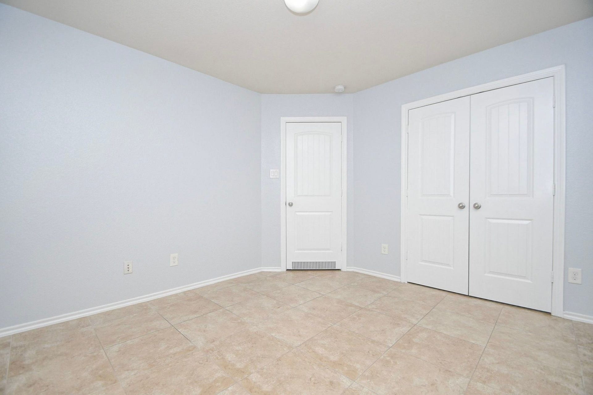 1747 York Creek Drive, Houston, TX 77014 1747 York Creek Drive, Houston, TX 77014