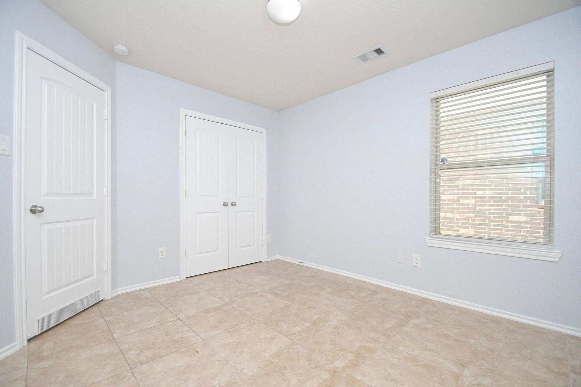 1747 York Creek Drive, Houston, TX 77014 1747 York Creek Drive, Houston, TX 77014