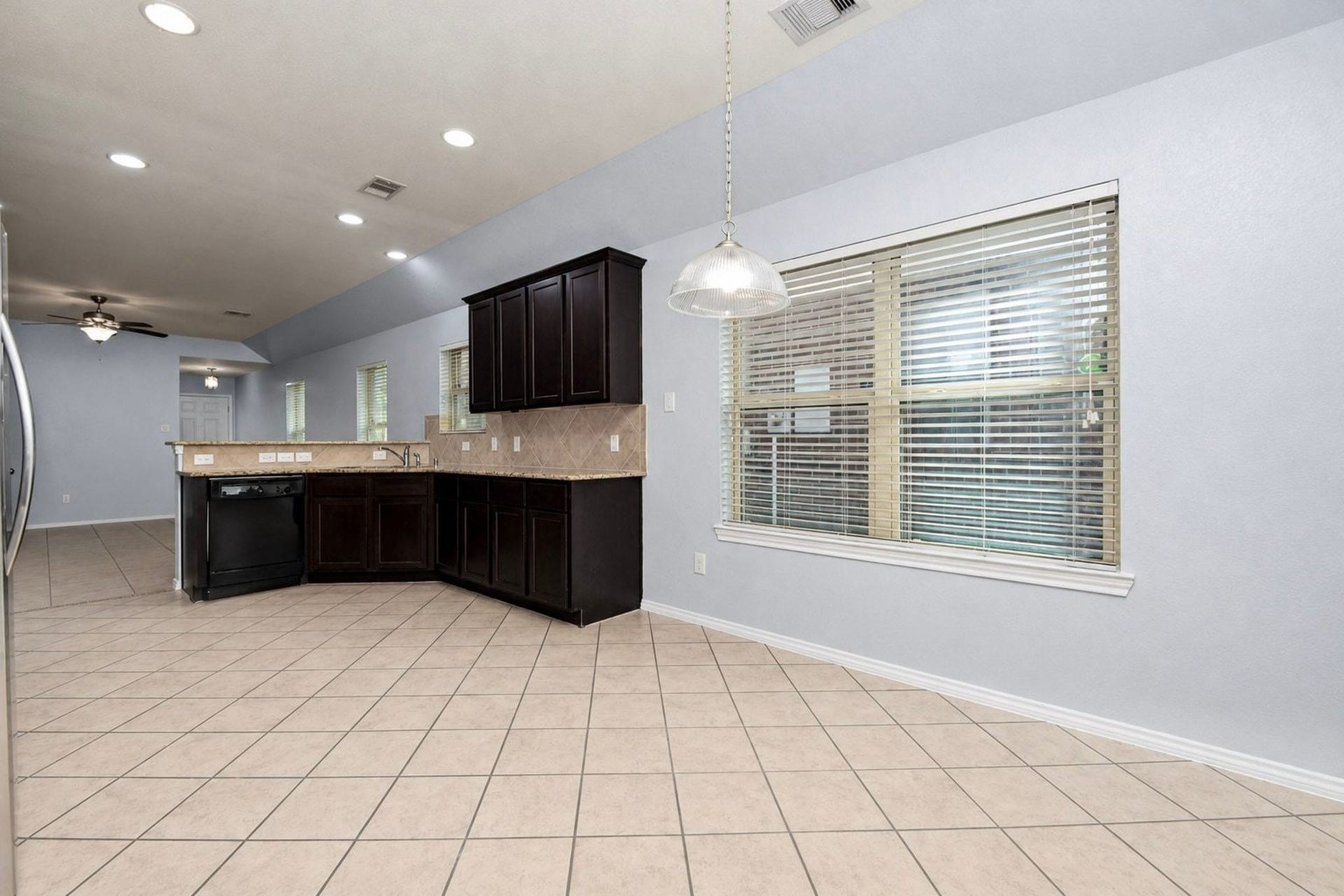 1747 York Creek Drive, Houston, TX 77014 1747 York Creek Drive, Houston, TX 77014