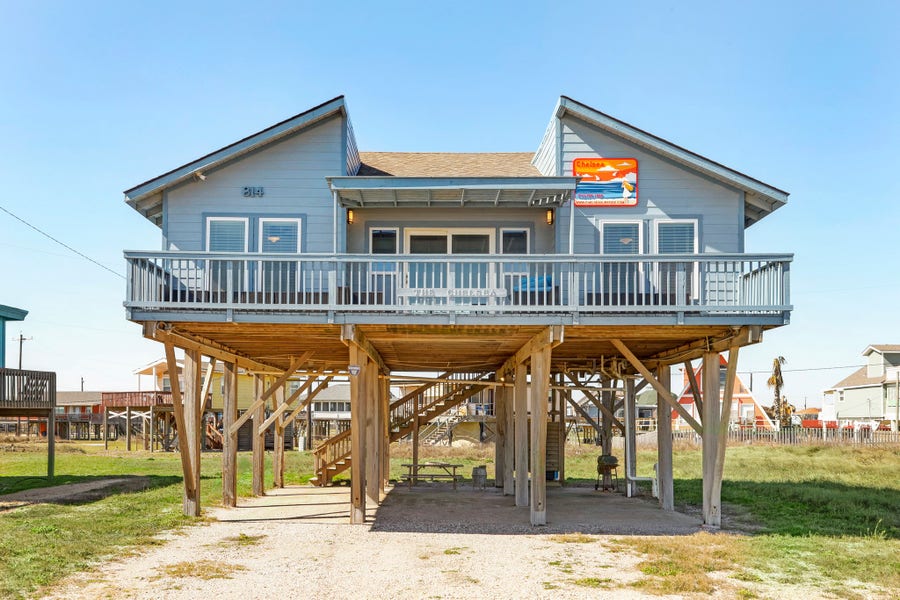 Property photo for 814 Beach Drive, Surfside Beach, TX