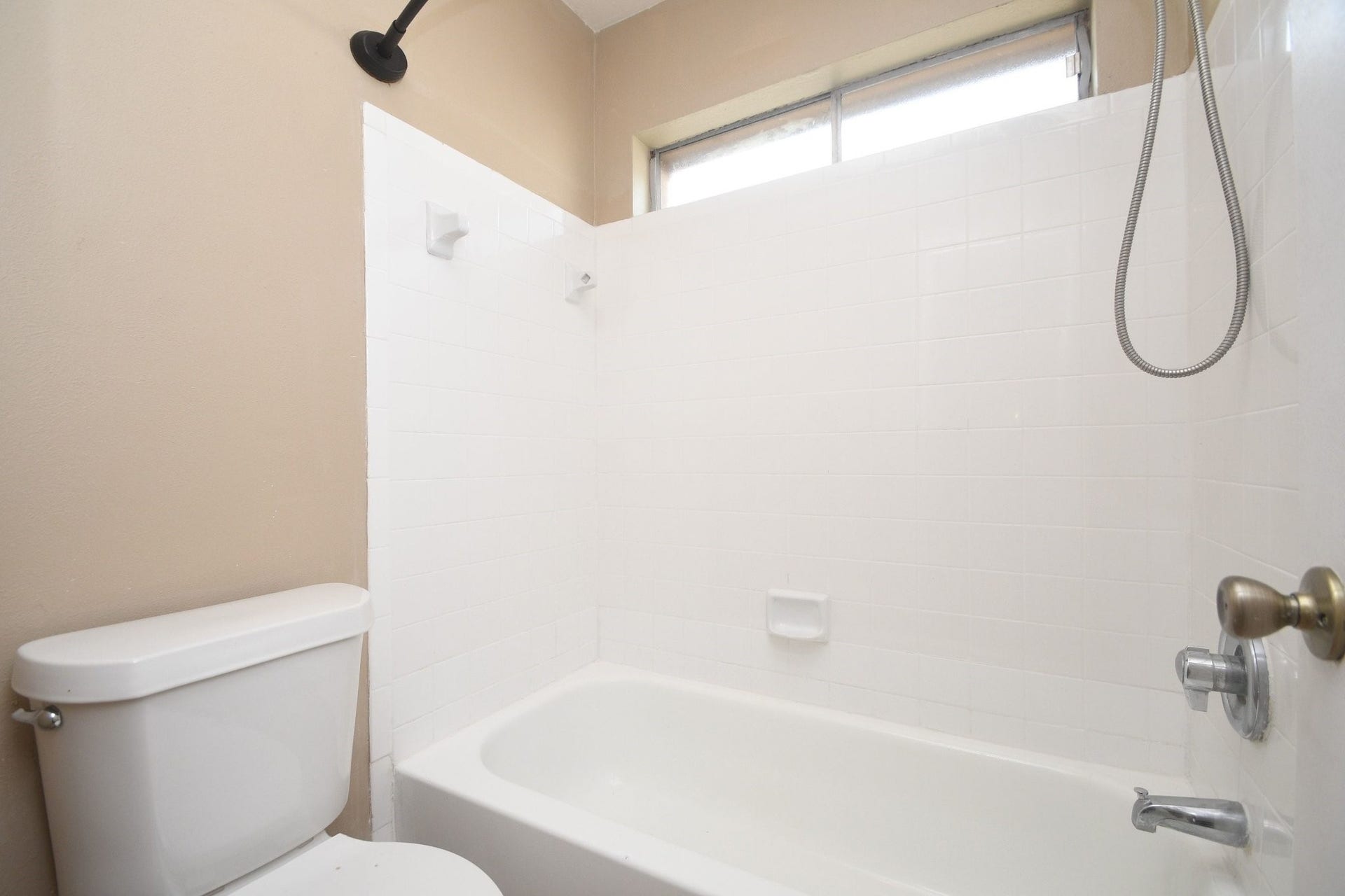 2411 Country Place Drive, Richmond, TX 77406 2411 Country Place Drive, Richmond, TX 77406