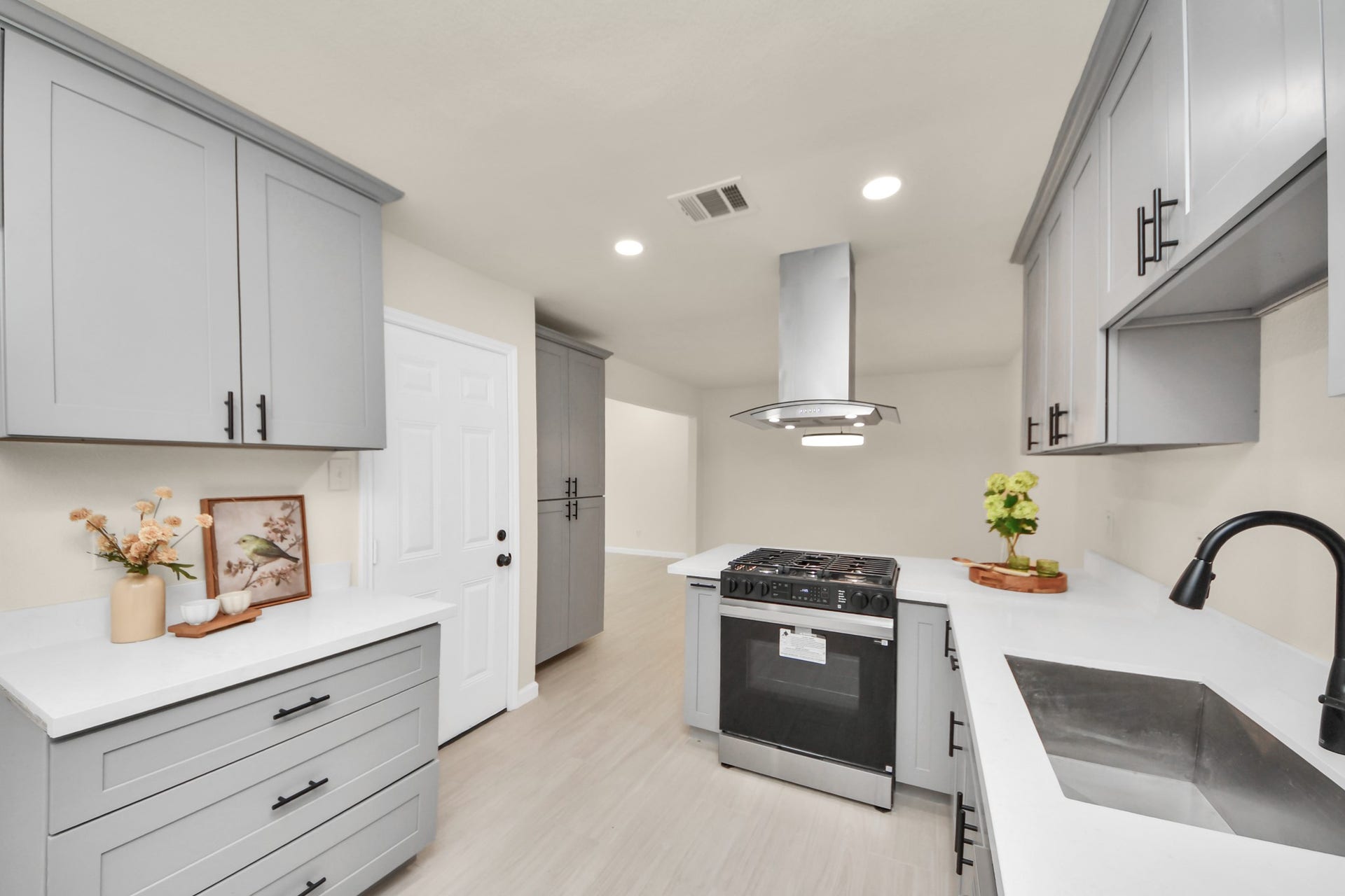 7707 Lumber Jack Drive, Houston, TX 77040 7707 Lumber Jack Drive, Houston, TX 77040
