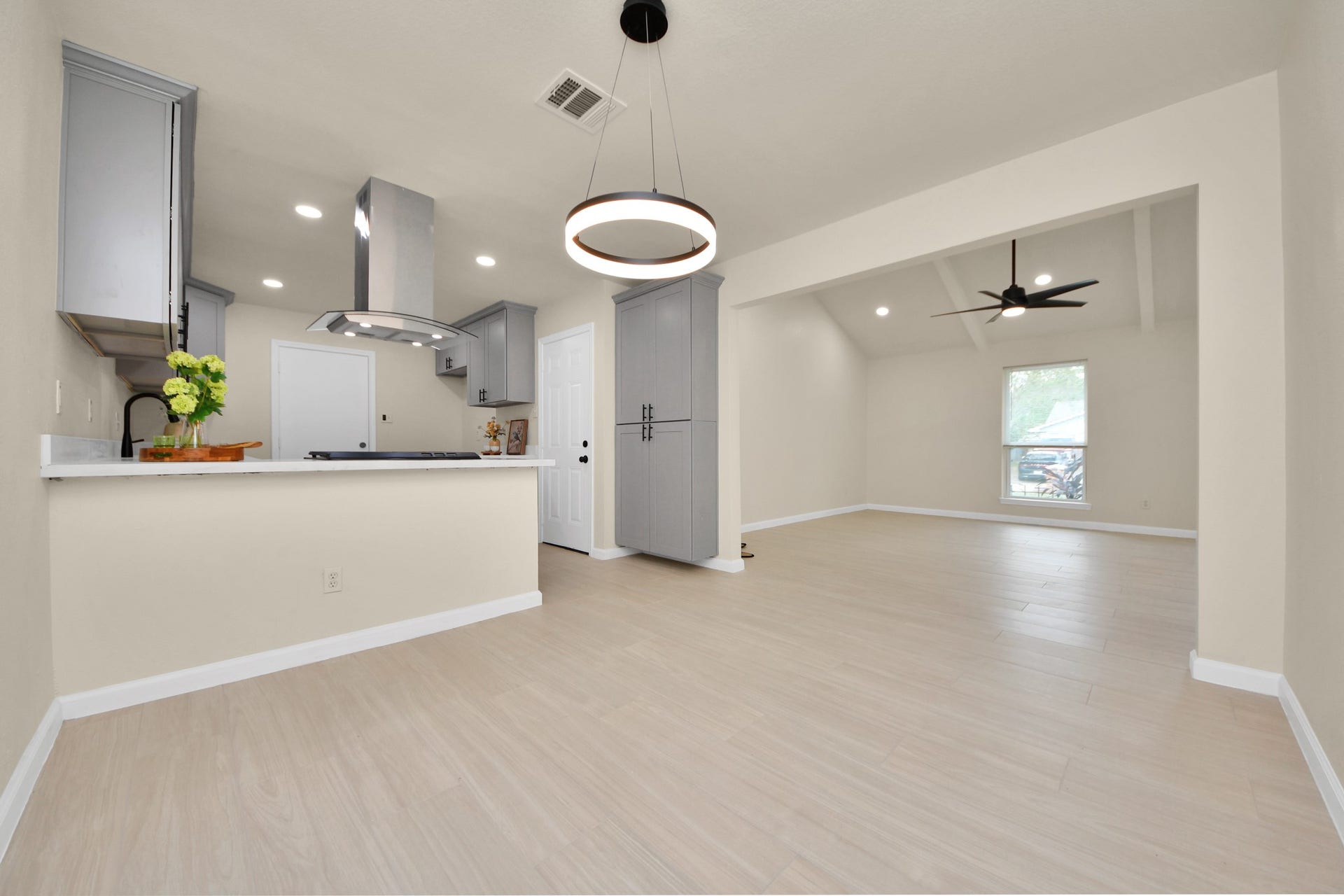 7707 Lumber Jack Drive, Houston, TX 77040 7707 Lumber Jack Drive, Houston, TX 77040