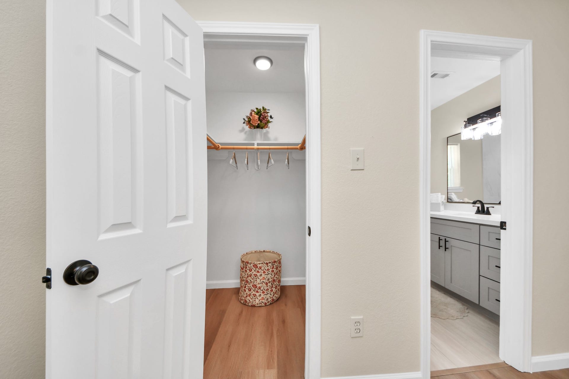 7707 Lumber Jack Drive, Houston, TX 77040 7707 Lumber Jack Drive, Houston, TX 77040