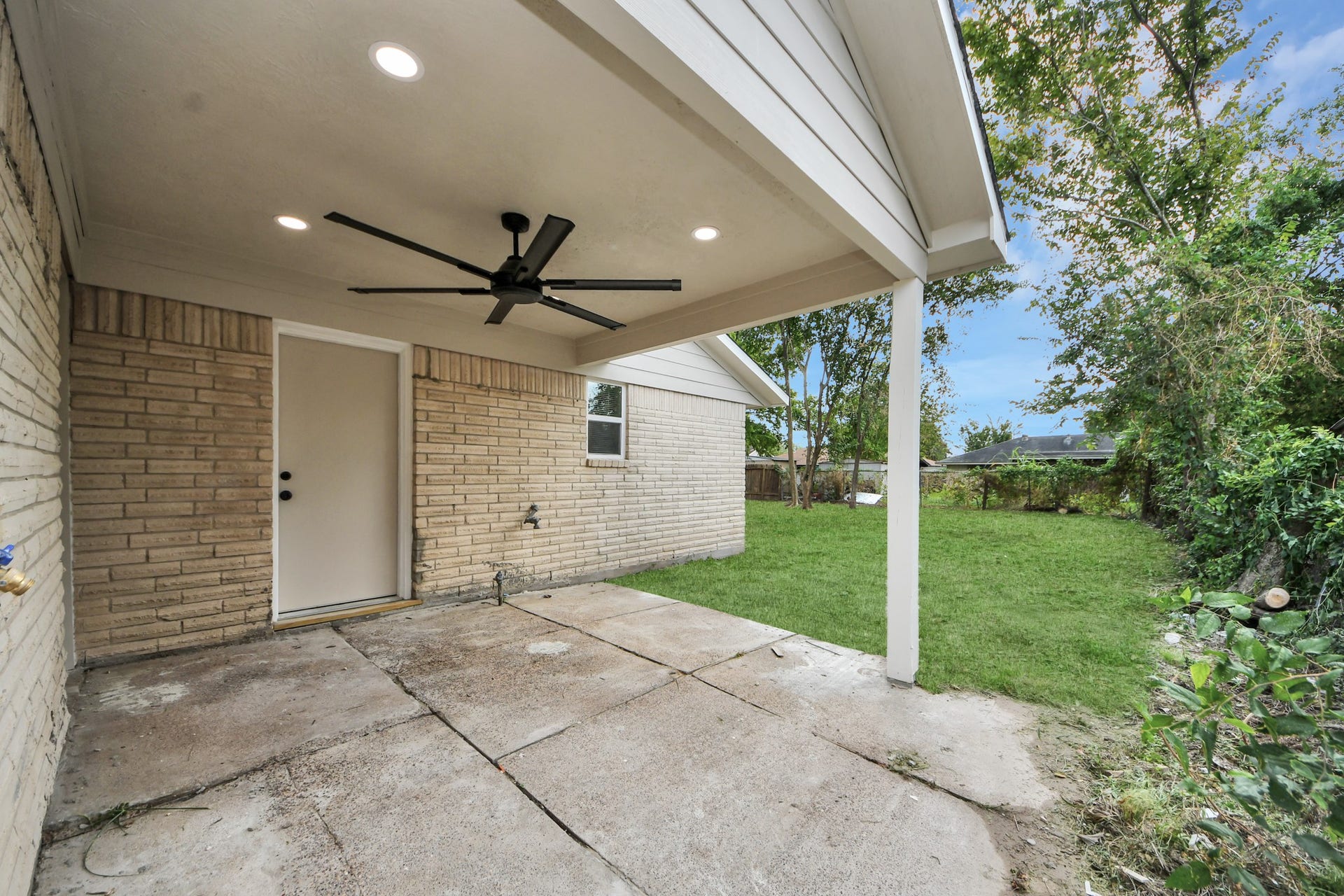 7707 Lumber Jack Drive, Houston, TX 77040 7707 Lumber Jack Drive, Houston, TX 77040
