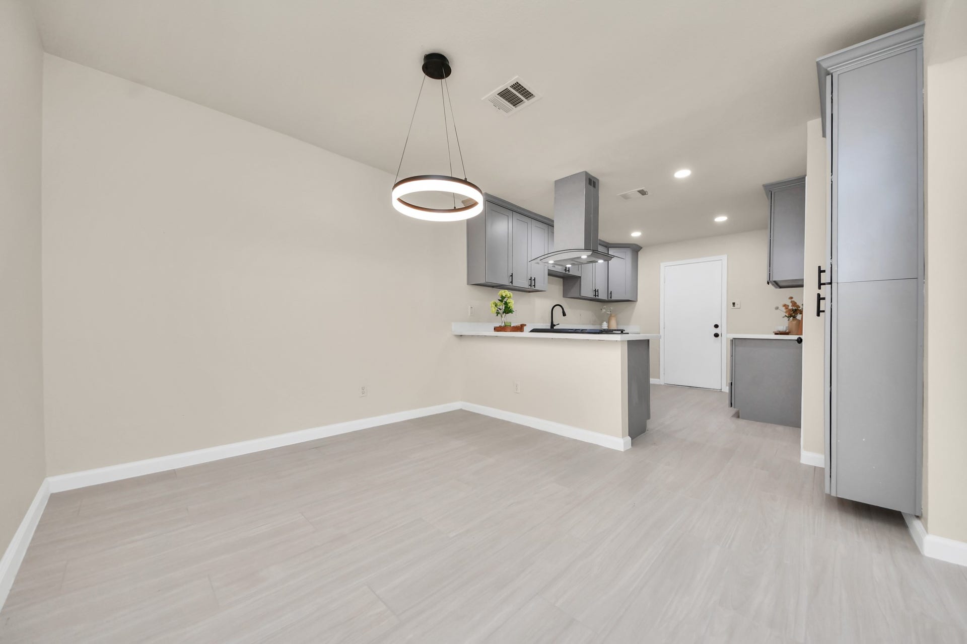 7707 Lumber Jack Drive, Houston, TX 77040 7707 Lumber Jack Drive, Houston, TX 77040