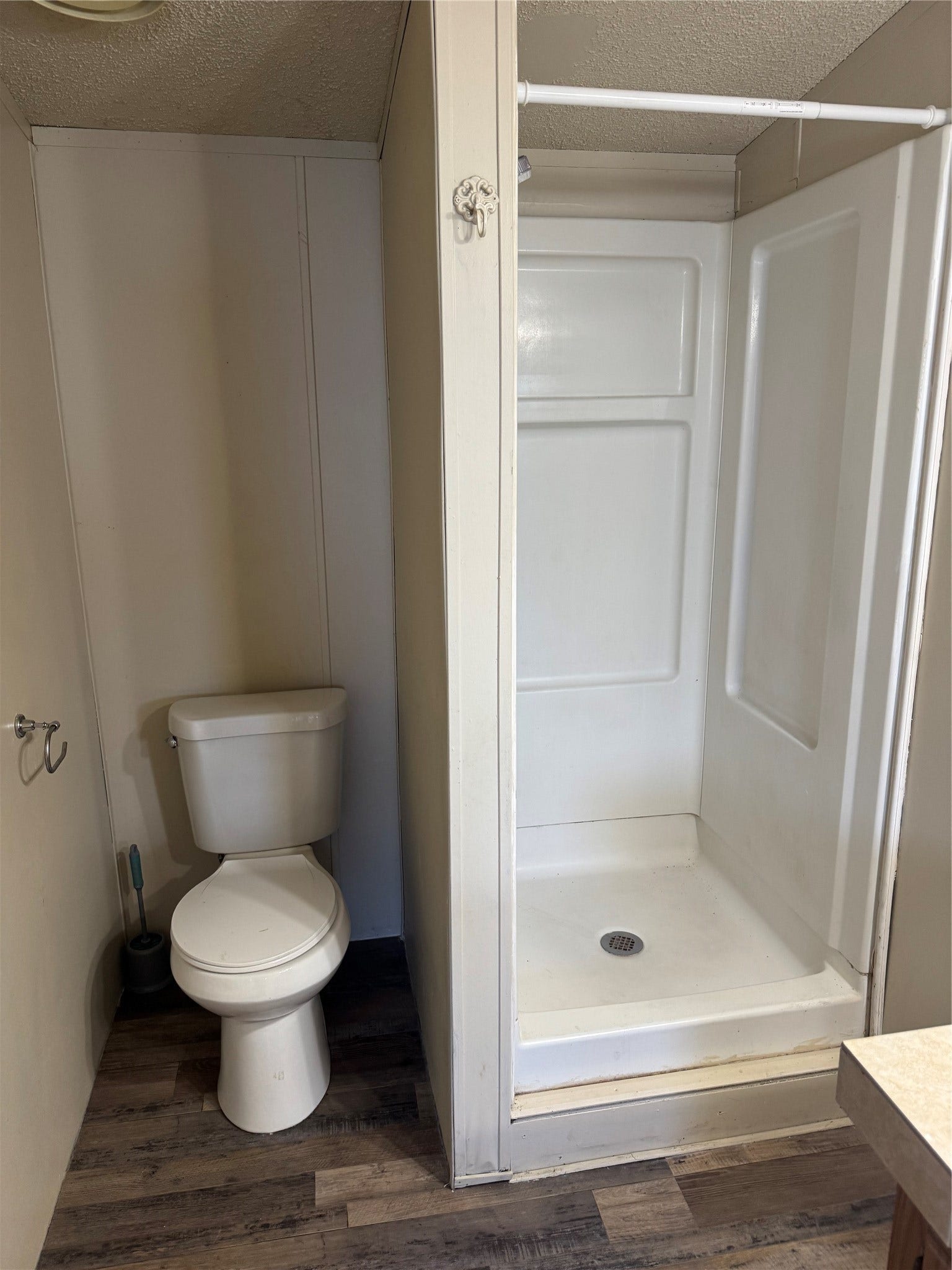 1405 B Street, Waller, TX 77484