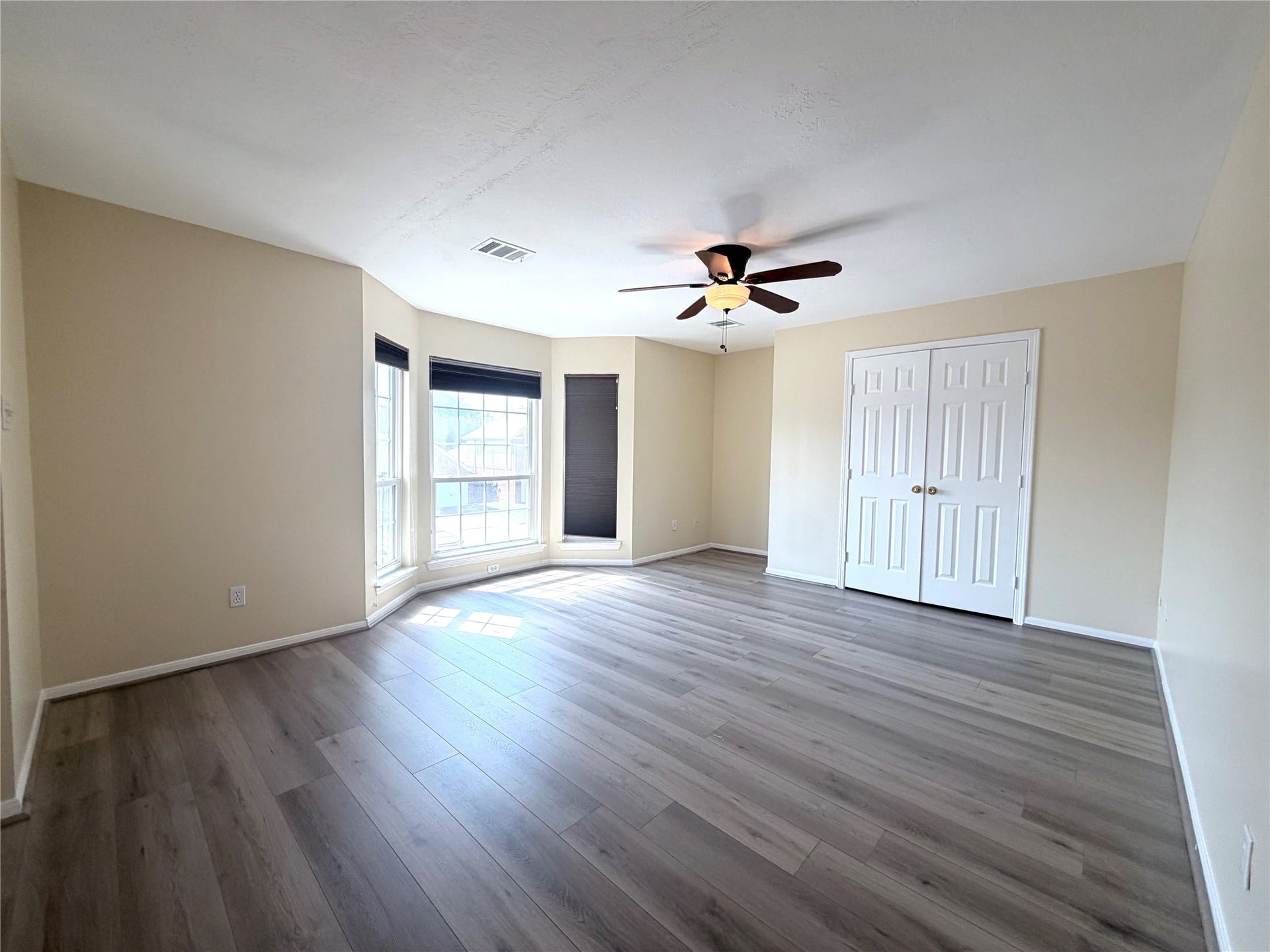 12211 Meadow Crest Court, Meadows Place, TX 77477 Gameroom on 2/F