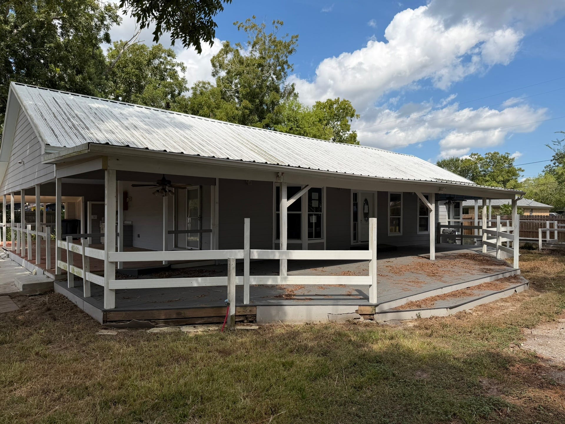 804 Tovrea Road, Alvin, TX 77511