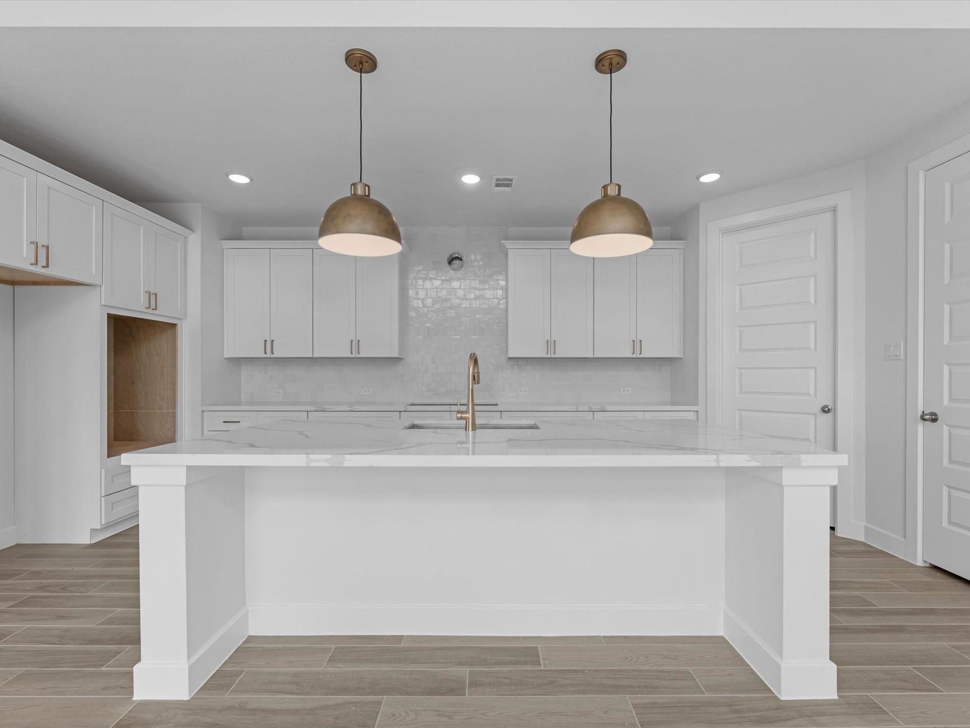 1131 Village Falls Drive, Missouri City, TX 77459 1131 Village Falls Drive, Missouri City, TX 77459