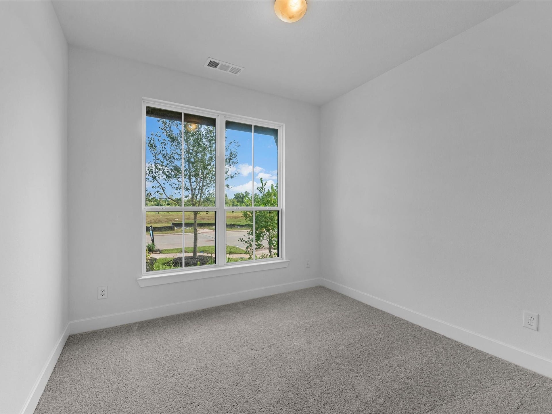 1131 Village Falls Drive, Missouri City, TX 77459 1131 Village Falls Drive, Missouri City, TX 77459