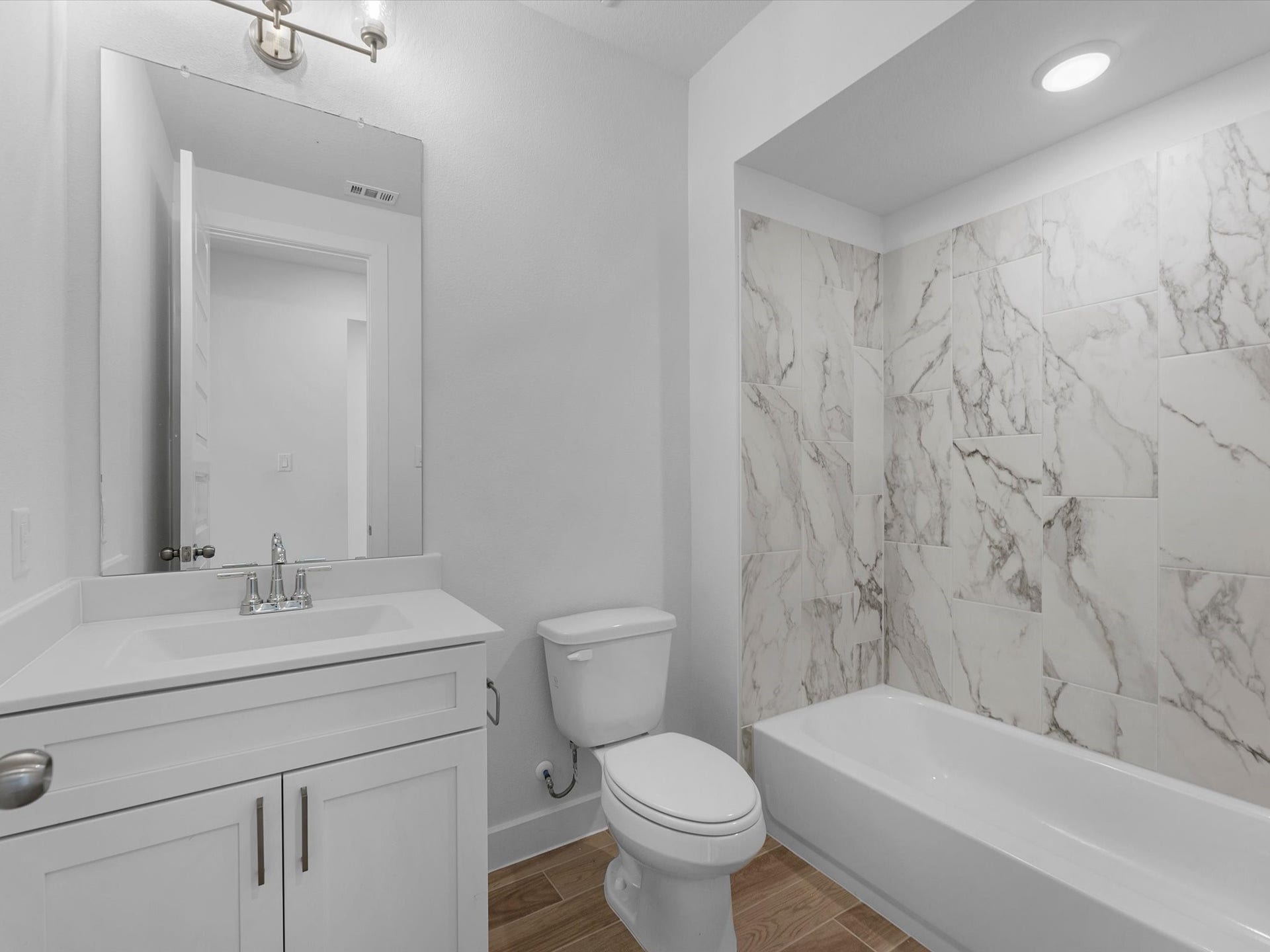 1131 Village Falls Drive, Missouri City, TX 77459 1131 Village Falls Drive, Missouri City, TX 77459