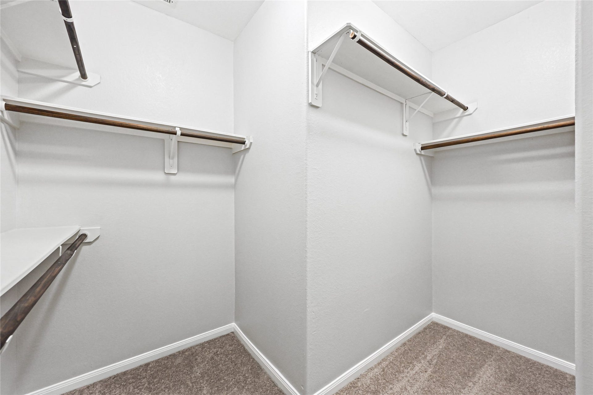 6119 Carpenters Cove Lane, Houston, TX 77049 6119 Carpenters Cove Lane, Houston, TX 77049