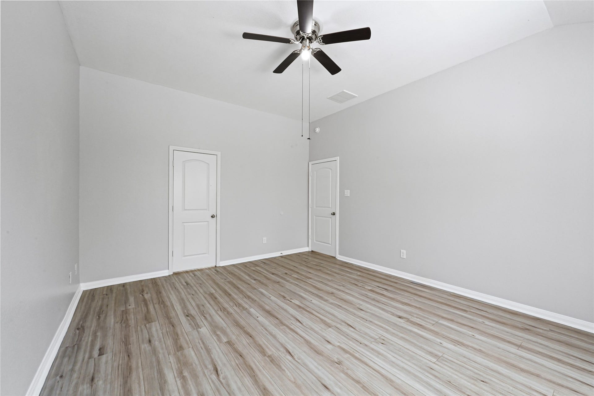 6119 Carpenters Cove Lane, Houston, TX 77049 6119 Carpenters Cove Lane, Houston, TX 77049
