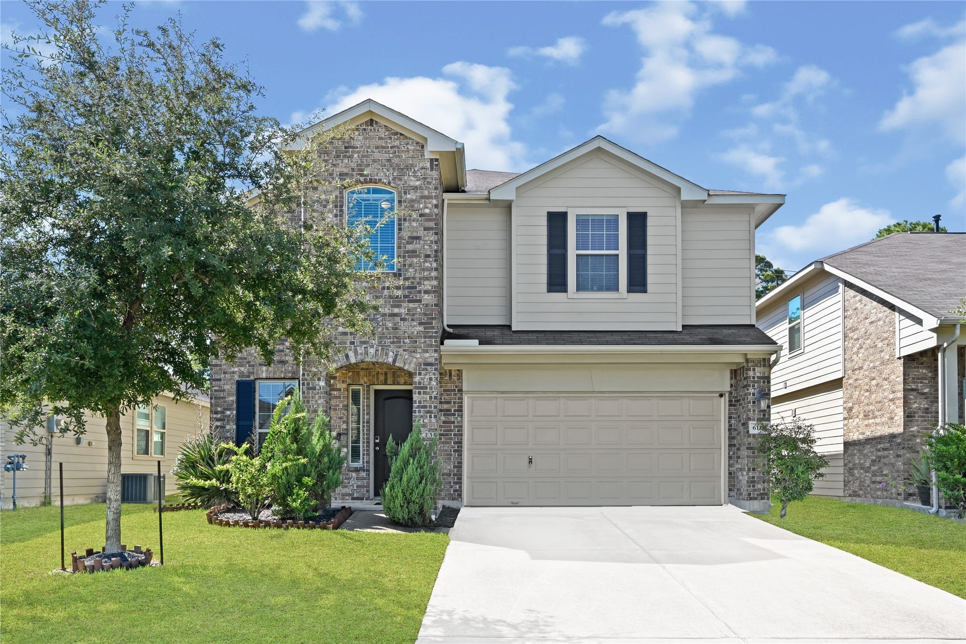 6119 Carpenters Cove Lane, Houston, TX 77049 6119 Carpenters Cove Lane, Houston, TX 77049