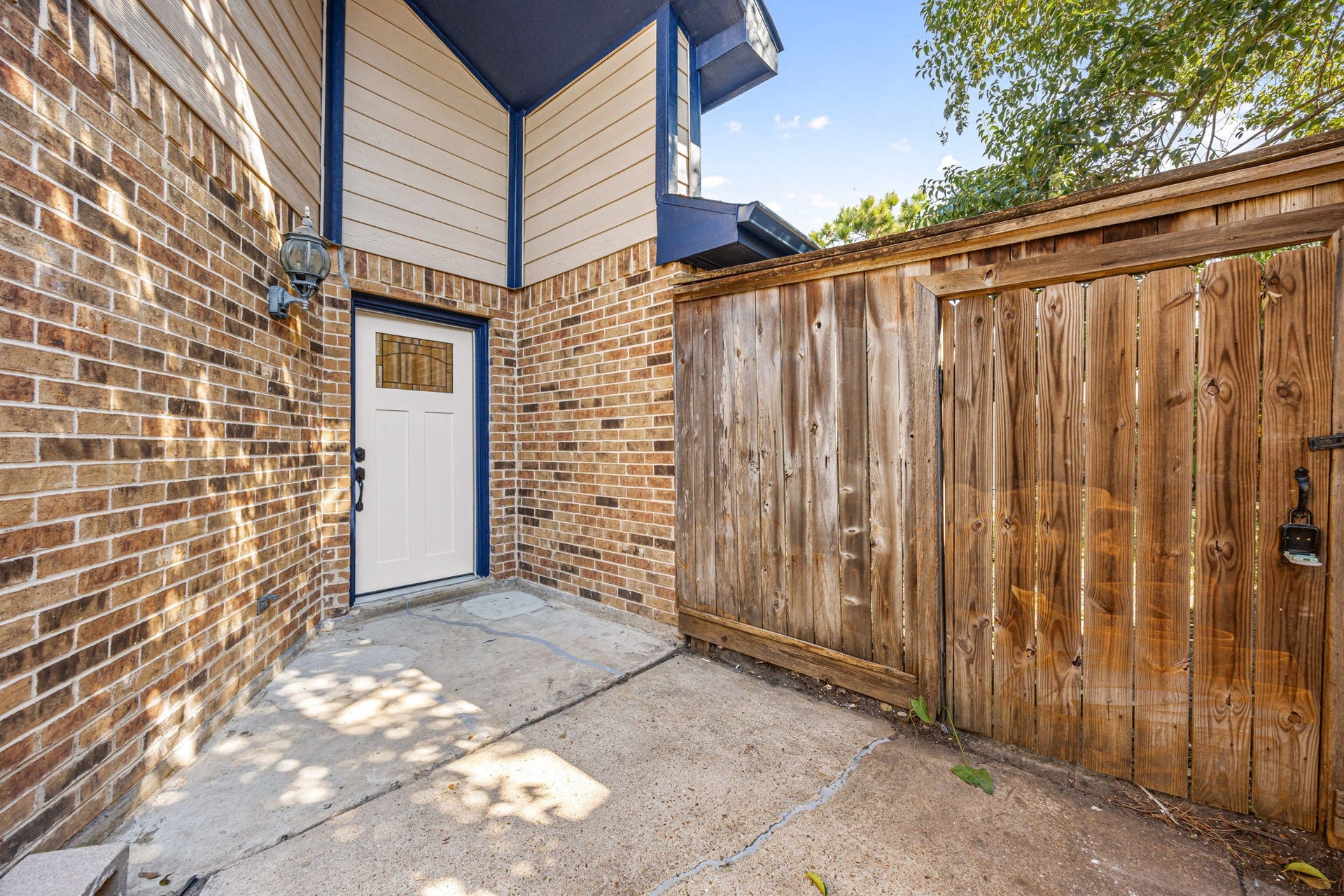 12618 Ashford Chase Drive, Houston, TX 77082