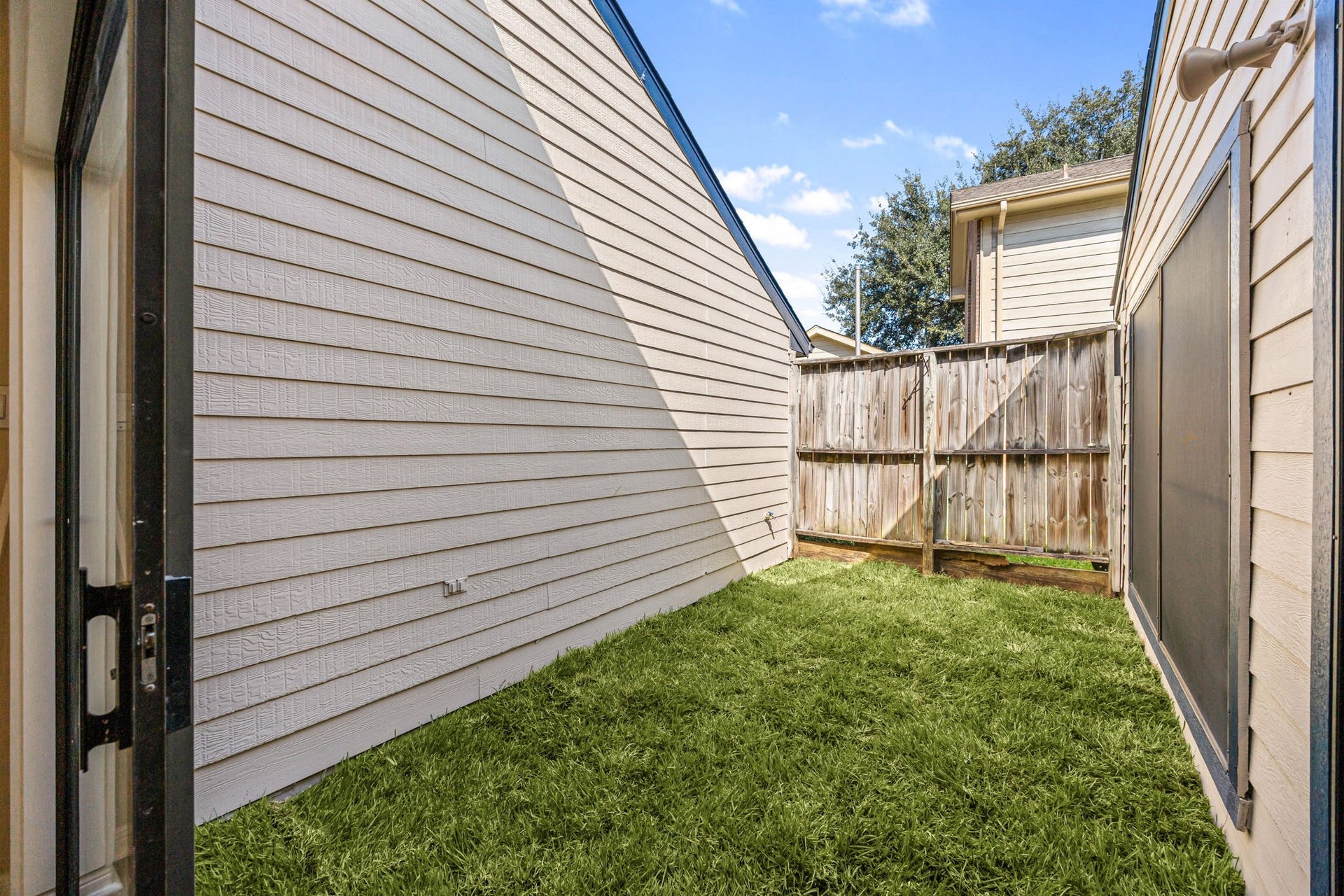 12618 Ashford Chase Drive, Houston, TX 77082