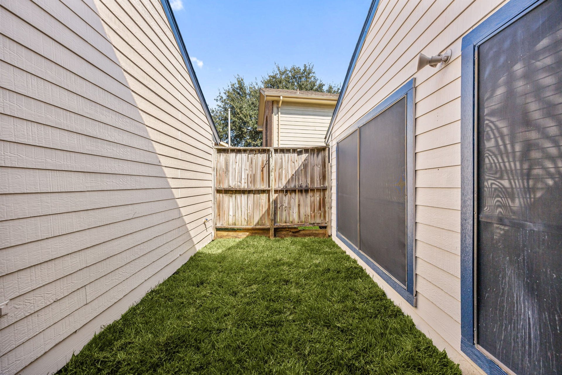 12618 Ashford Chase Drive, Houston, TX 77082