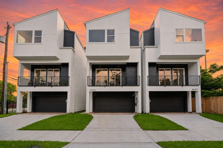 Property photo for 1605 Barbee Street, Houston, TX