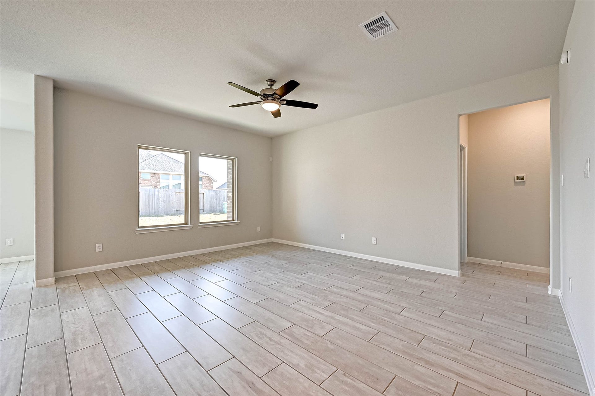 8818 Mugwort Drive, Rosenberg, TX 77469 8818 Mugwort Drive, Rosenberg, TX 77469