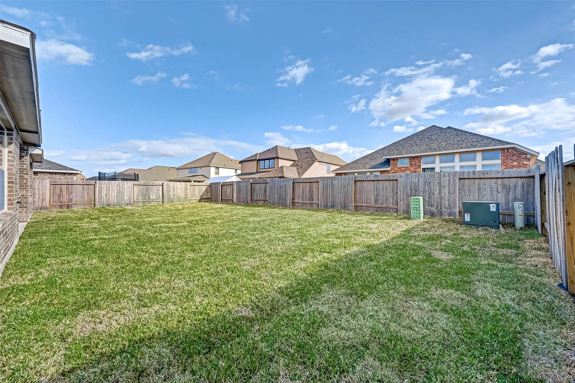 8818 Mugwort Drive, Rosenberg, TX 77469 8818 Mugwort Drive, Rosenberg, TX 77469