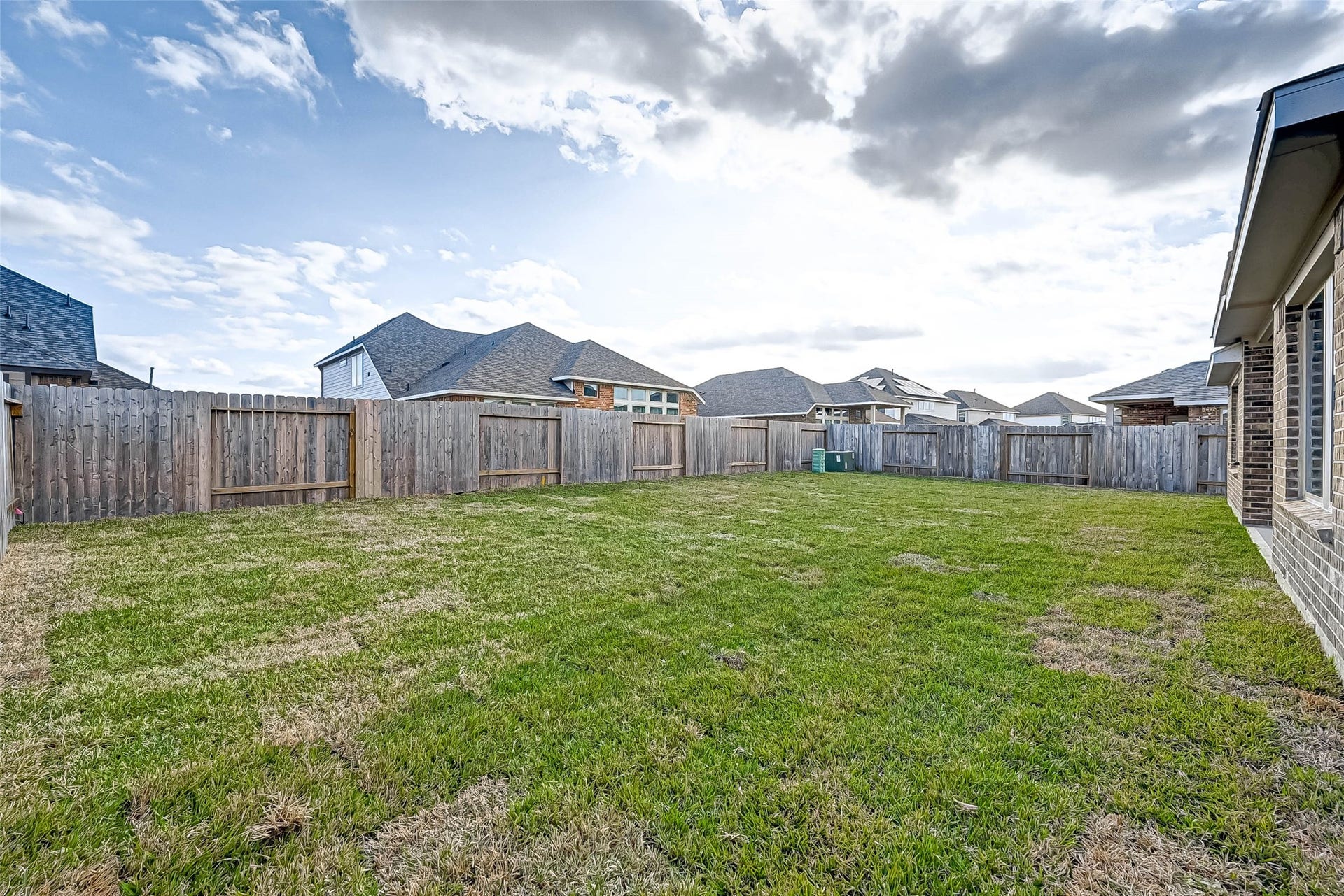 8818 Mugwort Drive, Rosenberg, TX 77469 8818 Mugwort Drive, Rosenberg, TX 77469
