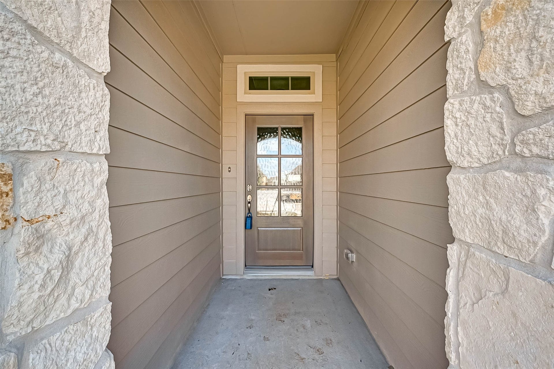 8818 Mugwort Drive, Rosenberg, TX 77469 8818 Mugwort Drive, Rosenberg, TX 77469