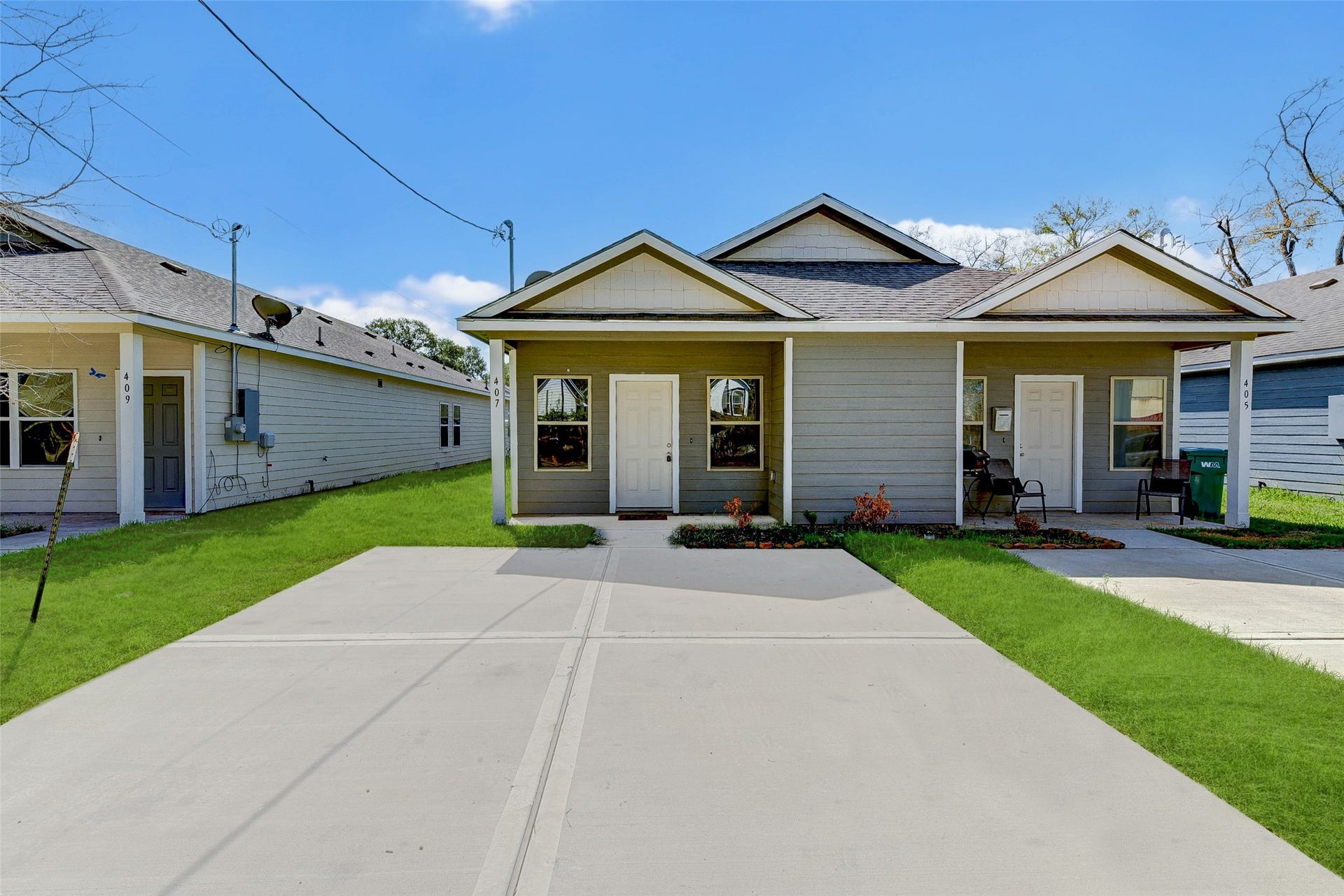 407 E Avenue G, Conroe, TX 77301