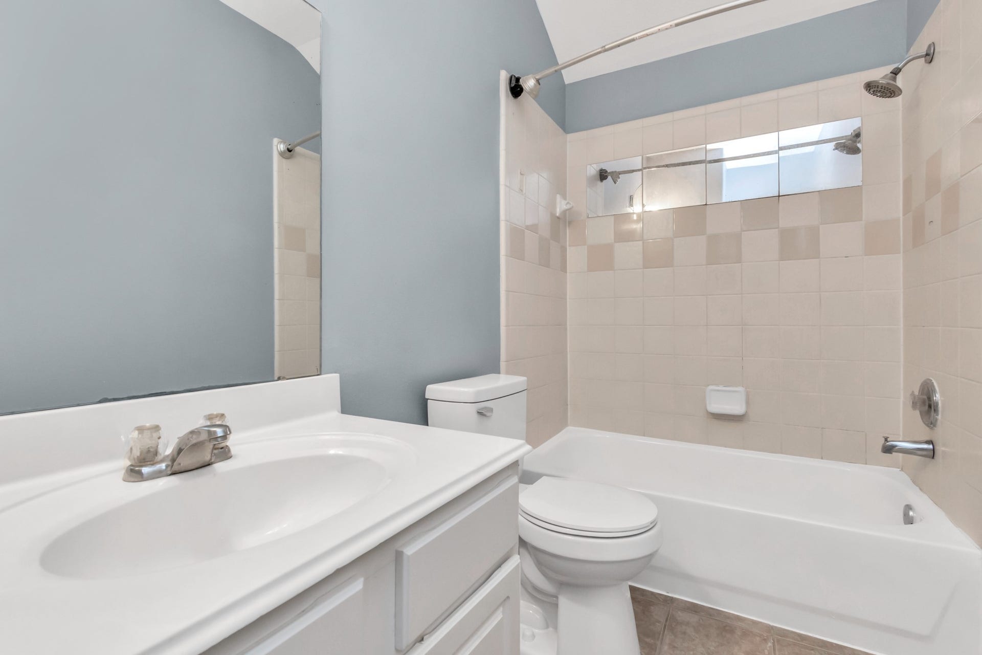 2921 Meridian Bay Lane, Dickinson, TX 77539