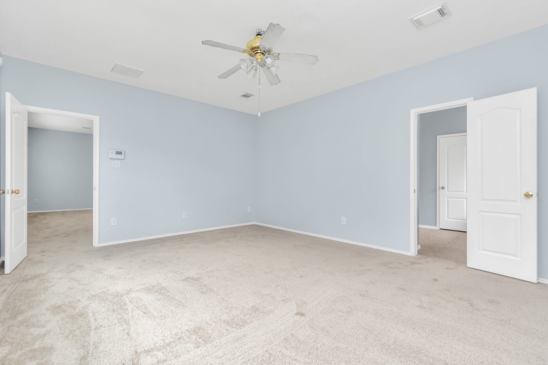 2921 Meridian Bay Lane, Dickinson, TX 77539