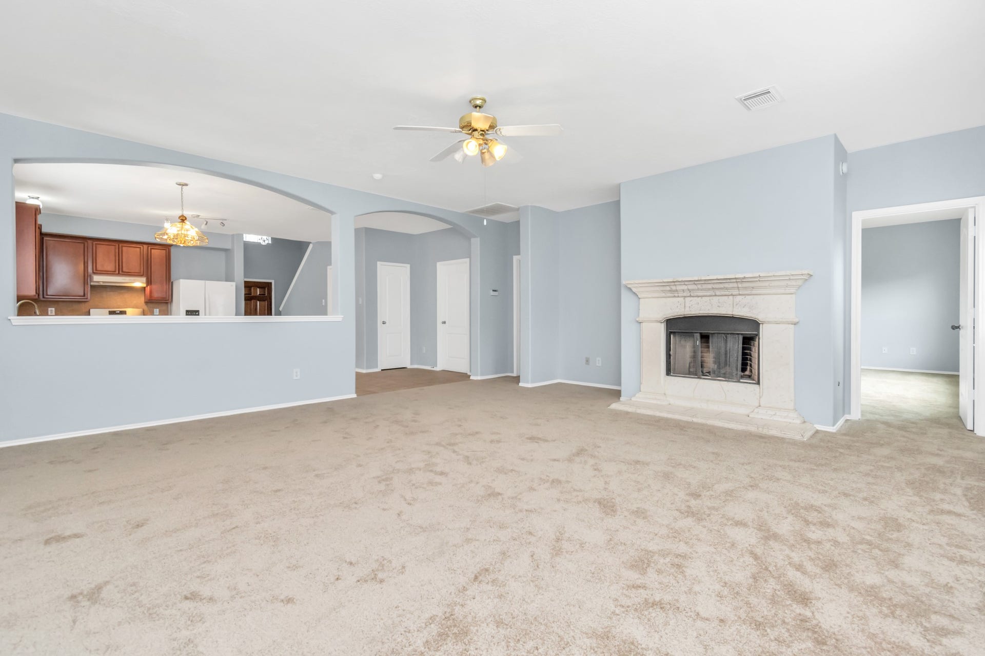 2921 Meridian Bay Lane, Dickinson, TX 77539