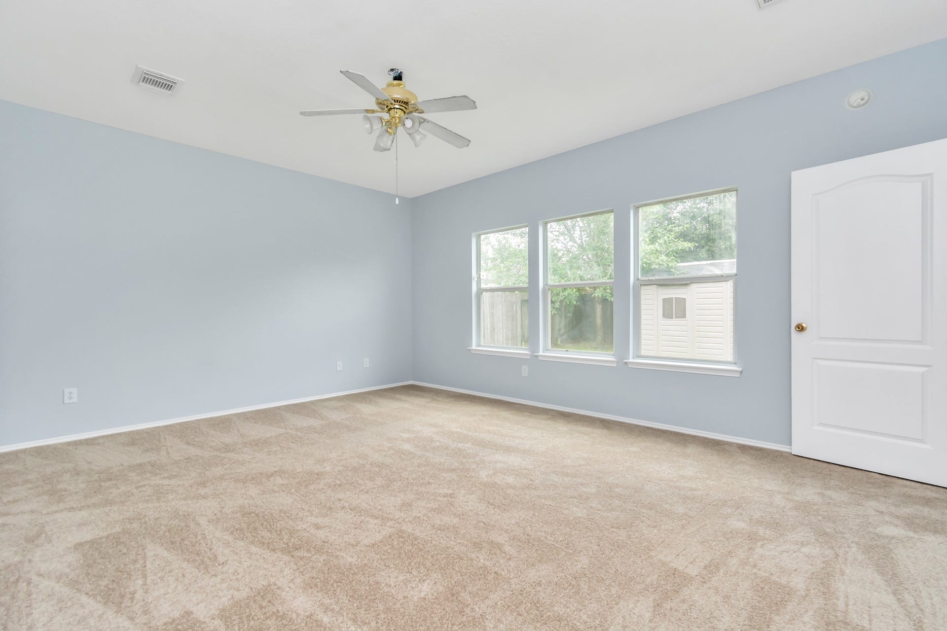 2921 Meridian Bay Lane, Dickinson, TX 77539