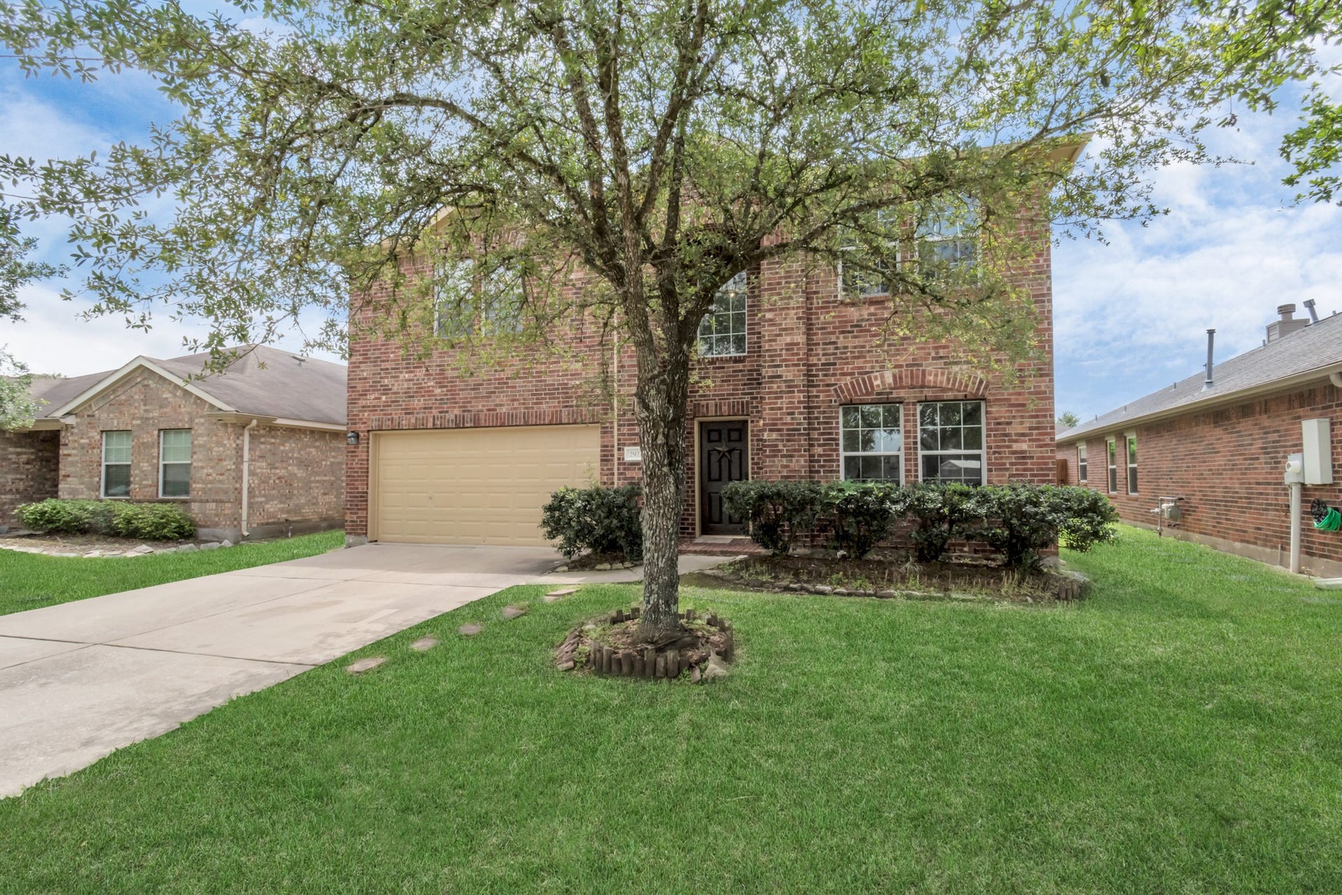 2921 Meridian Bay Lane, Dickinson, TX 77539