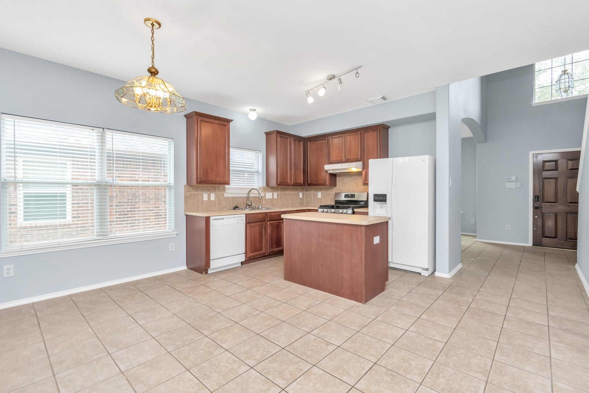 2921 Meridian Bay Lane, Dickinson, TX 77539