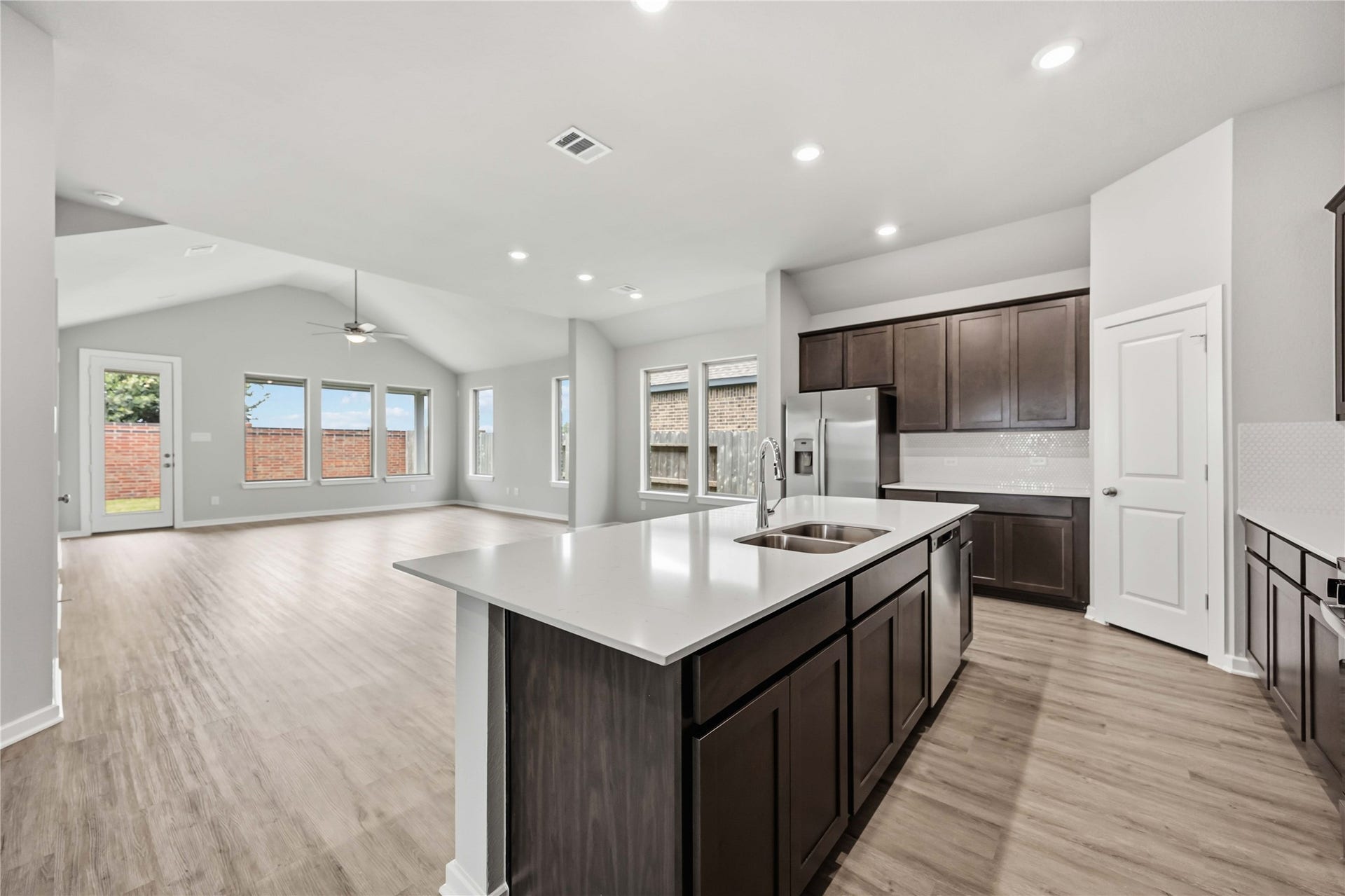 2956 Tantara Drive, Katy, TX 77493 2956 Tantara Drive, Katy, TX 77493