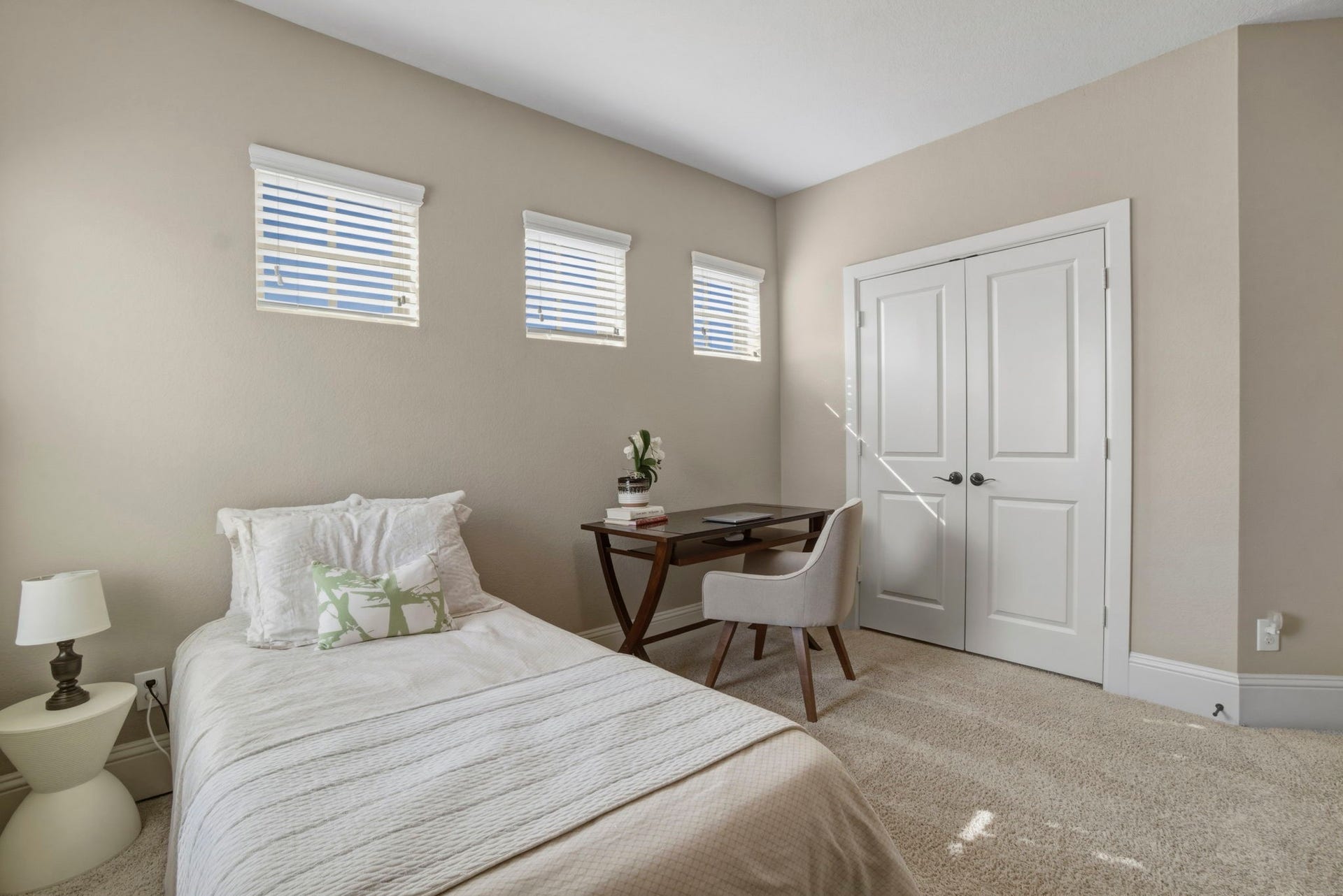 75 W Sawyer Ridge Drive, The Woodlands, TX 77389 Another view of bedroom #4.