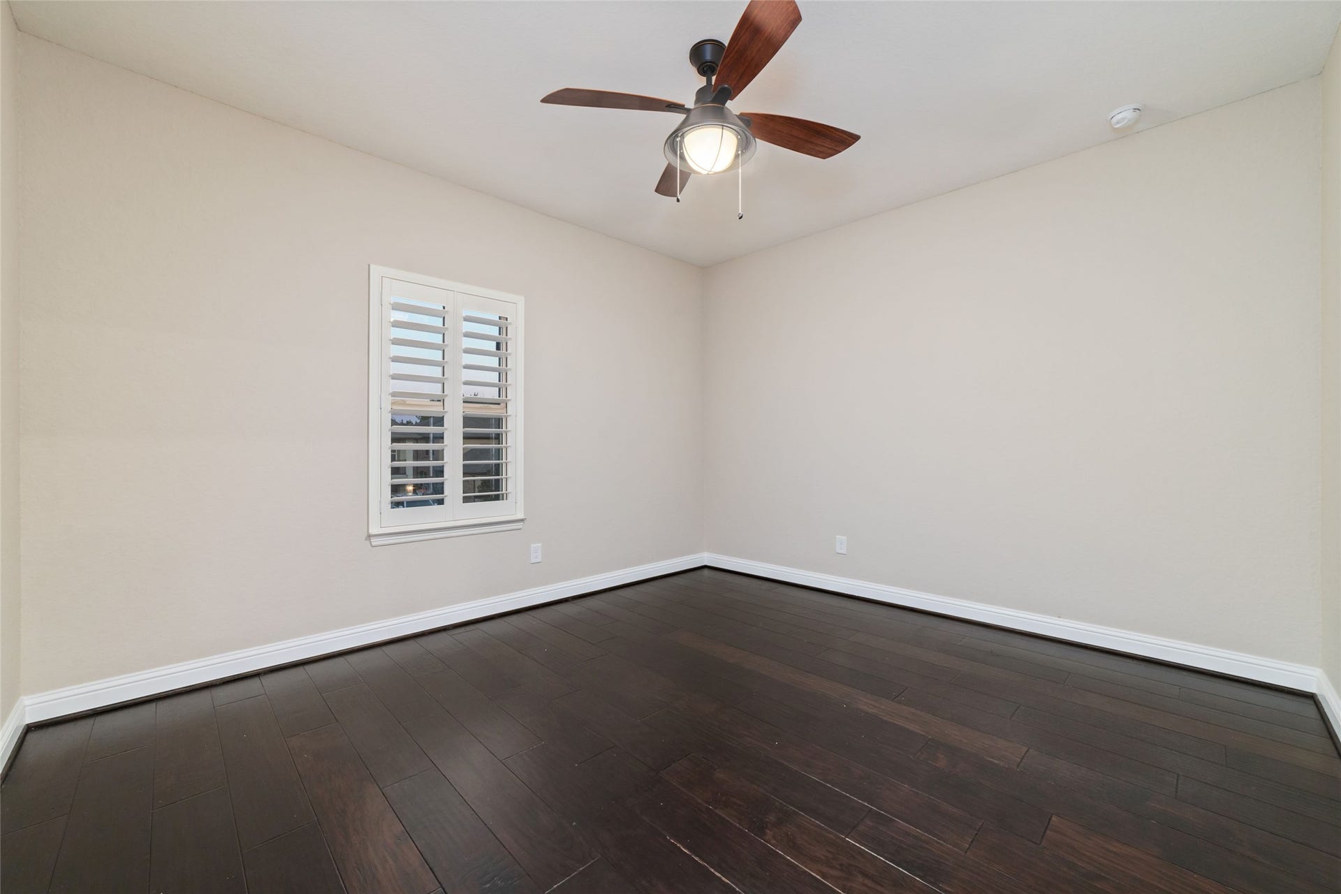upstairs 4th secondary bedroom