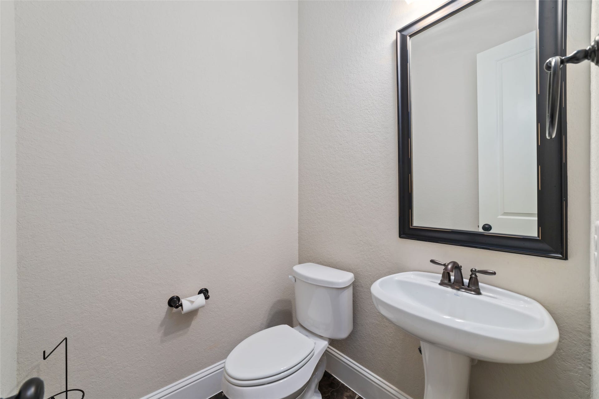half bath/powder room