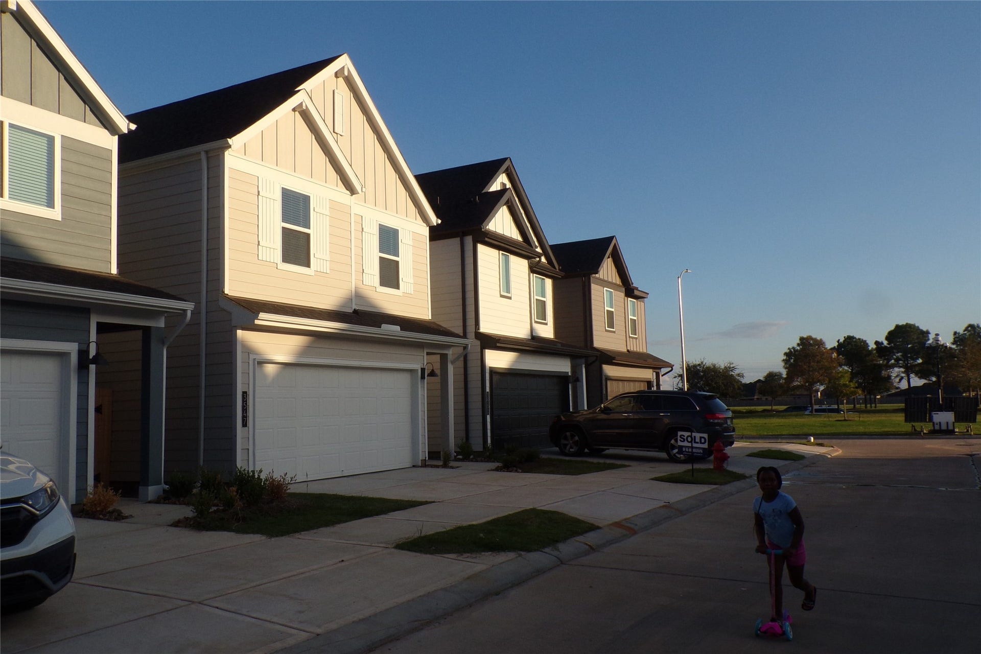 3550 Goldfinch Woods Drive, Katy, TX 77494 3550 Goldfinch Woods Drive, Katy, TX 77494