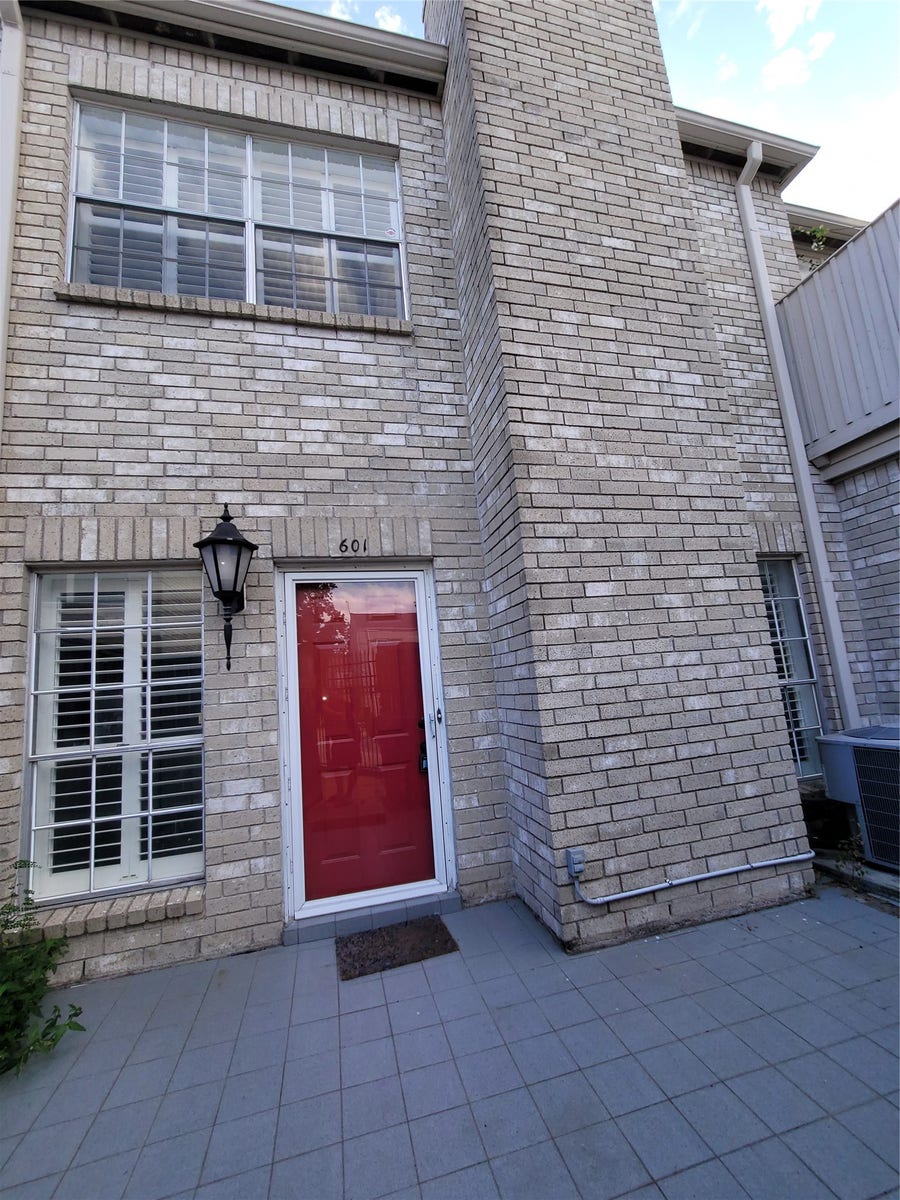 Property photo for 3800 Tanglewilde Street, #601, Houston, TX